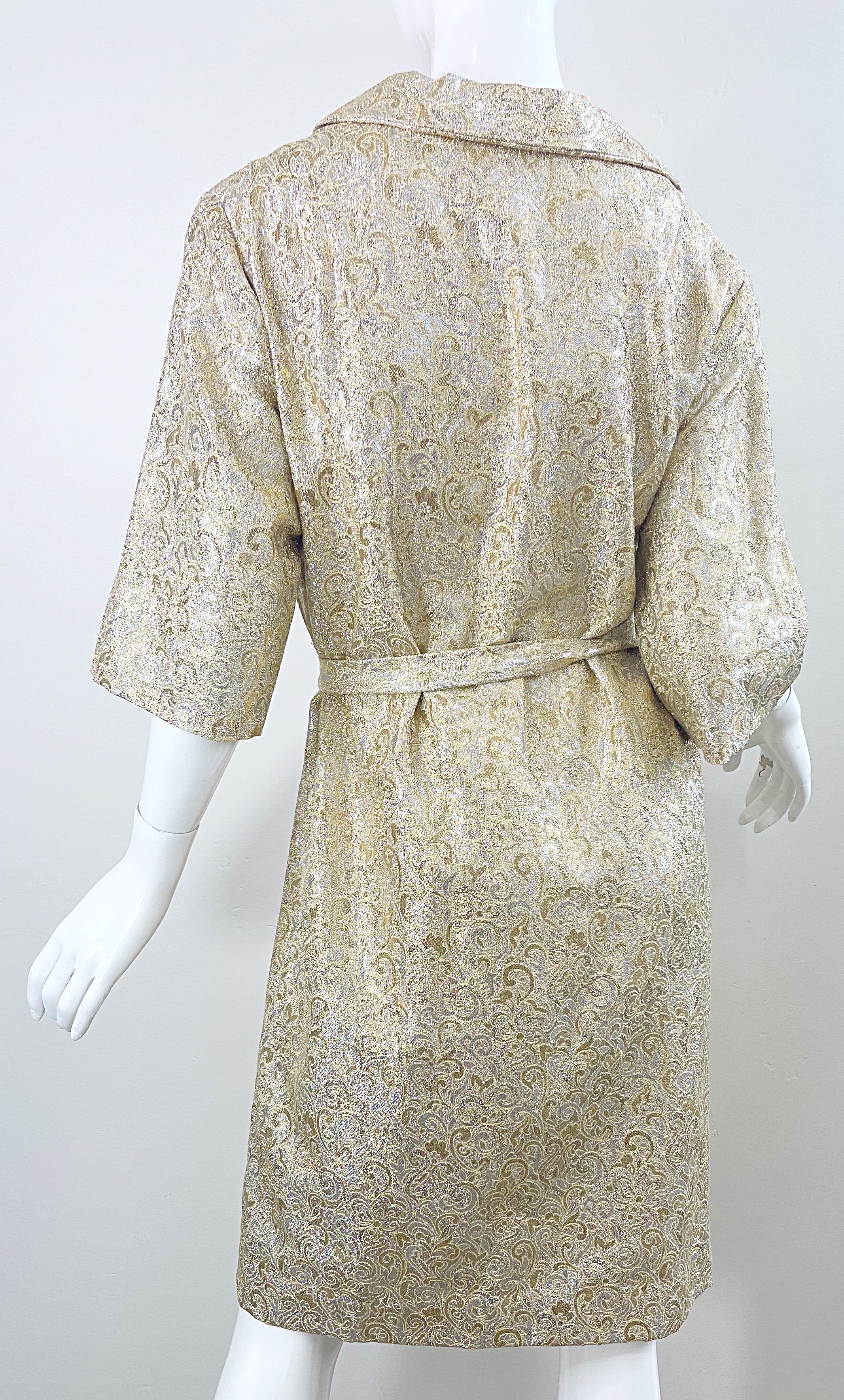 1960s Large Plus Size Gold Silver Silk Brocade Vintage 60s Belted Shirt Dress For Sale 3