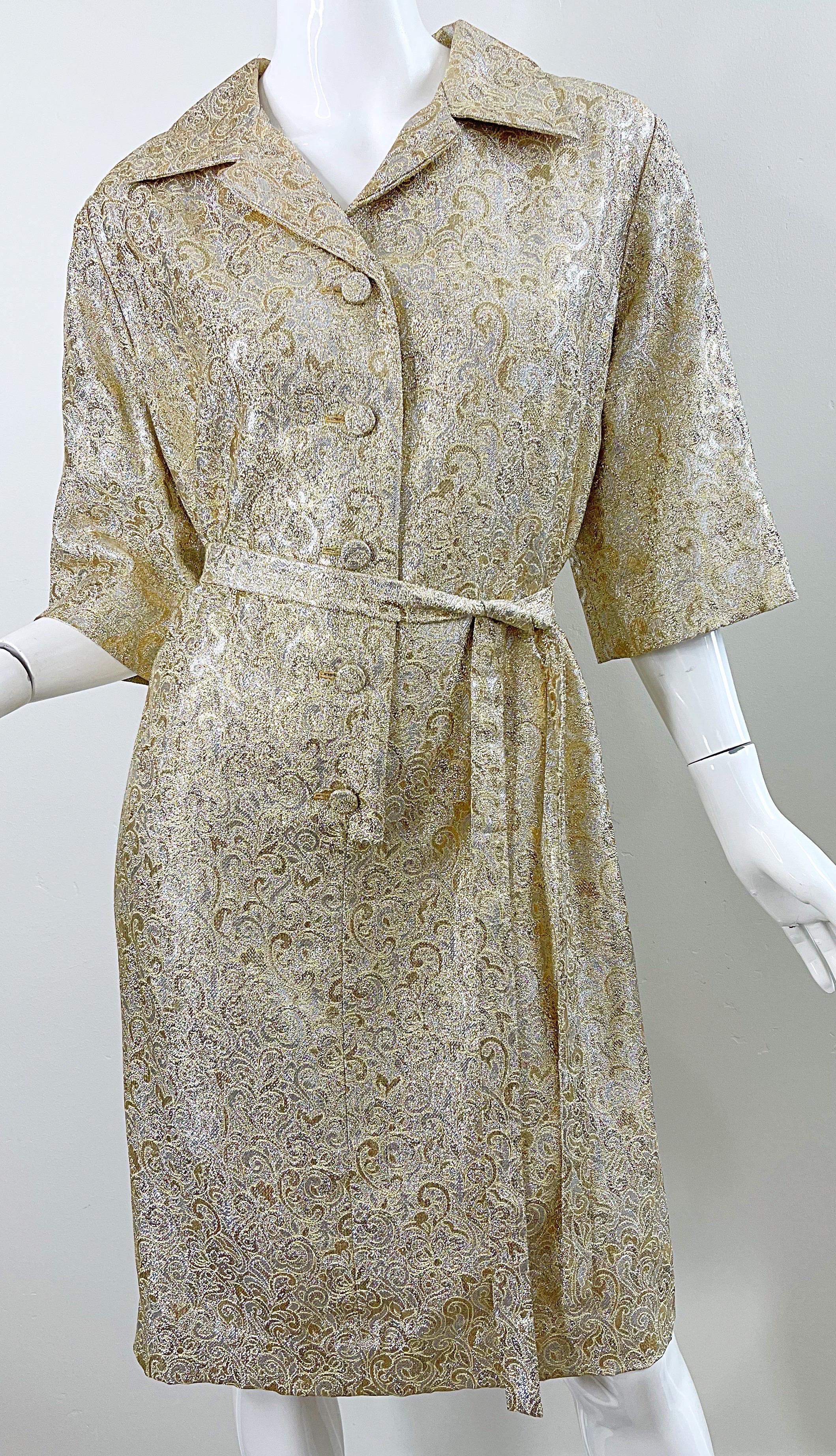1960s Large Plus Size Gold Silver Silk Brocade Vintage 60s Belted Shirt Dress For Sale 4