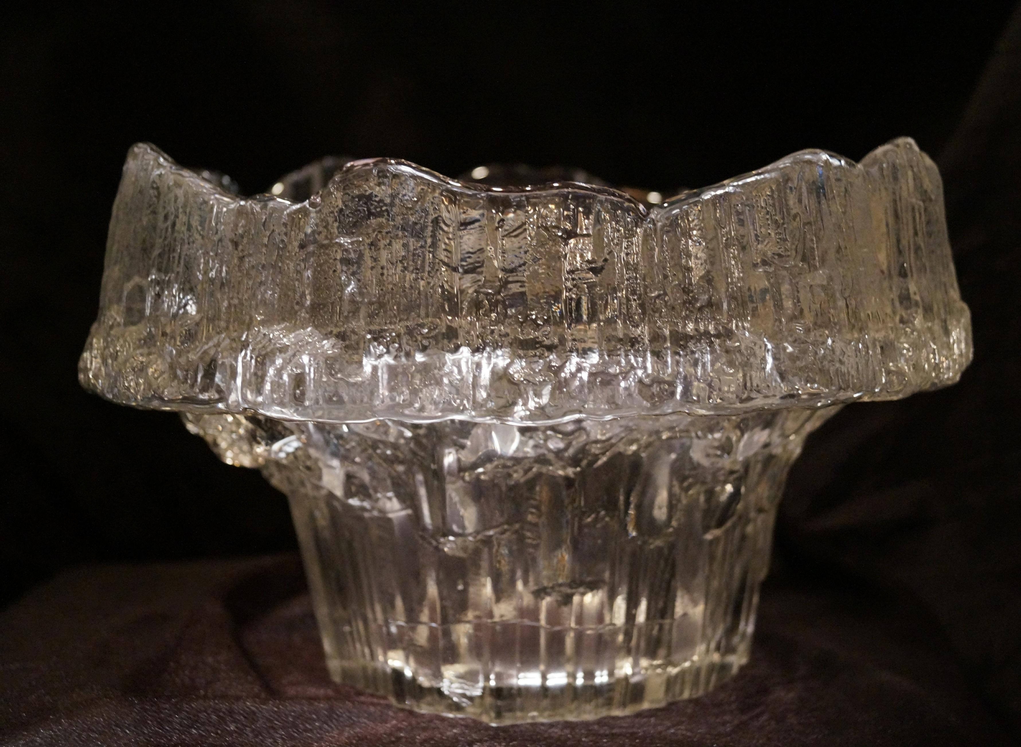Mid-20th Century 1960's Large Scandinavian Stellaria Glass Bowl by Tapio Wirkkala Finland For Sale