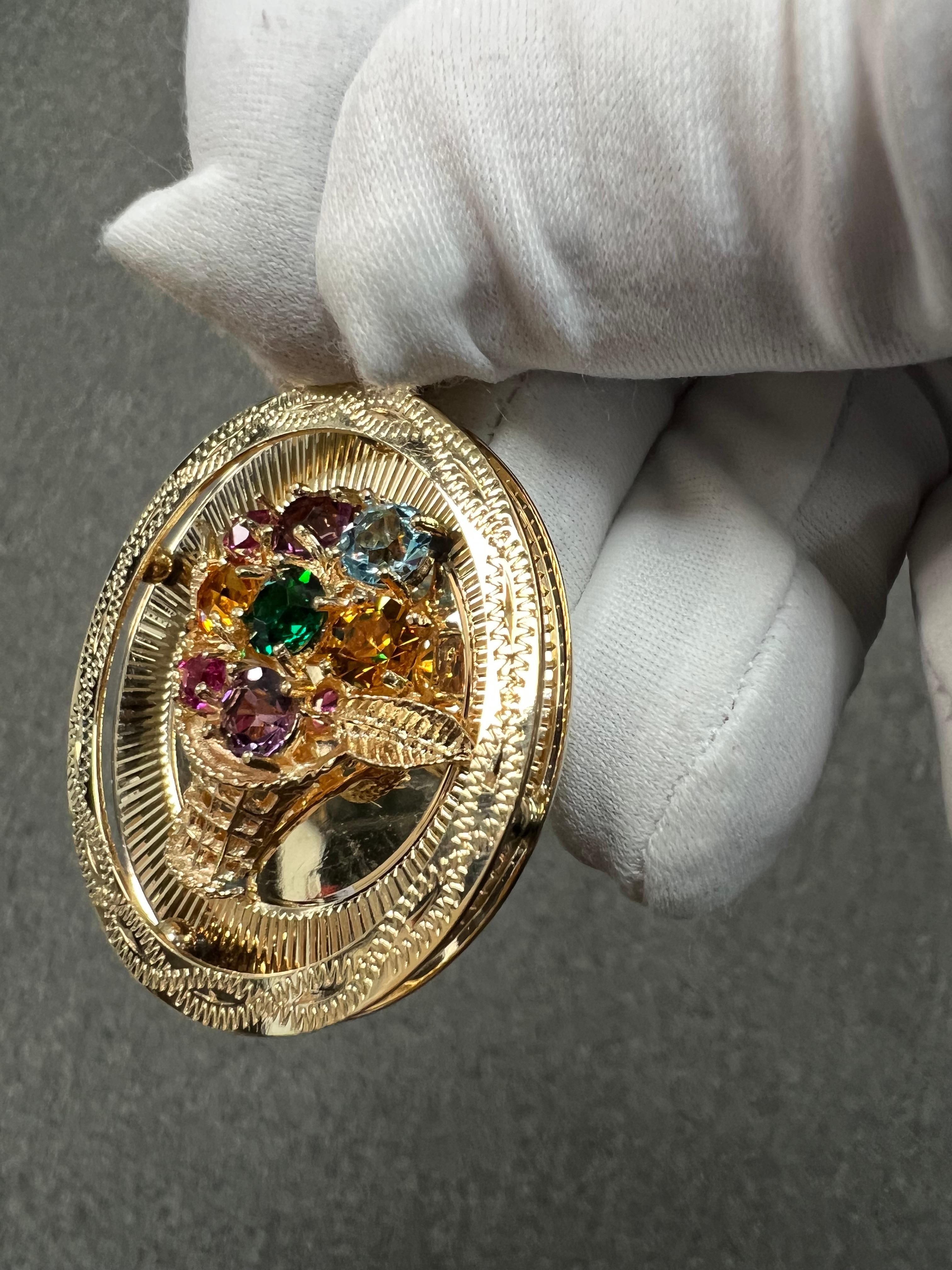 Cesto di pietre a forma di scatola d'ombra grande degli anni '60 in oro giallo 14k - ciondolo charme in vendita 5