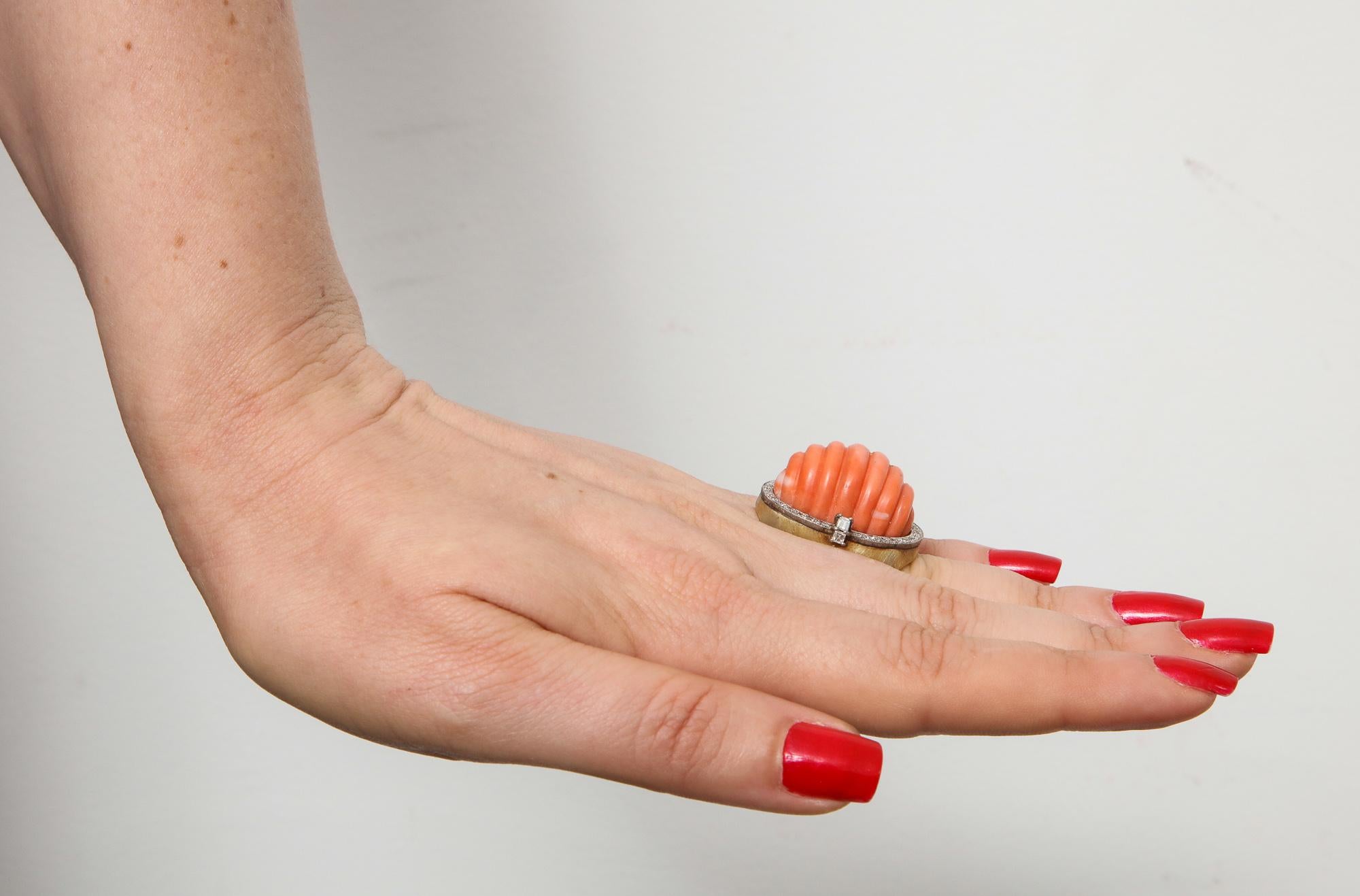 1960s Large Shrimp Fluted Coral with Diamonds Gold Cocktail Ring For Sale 4