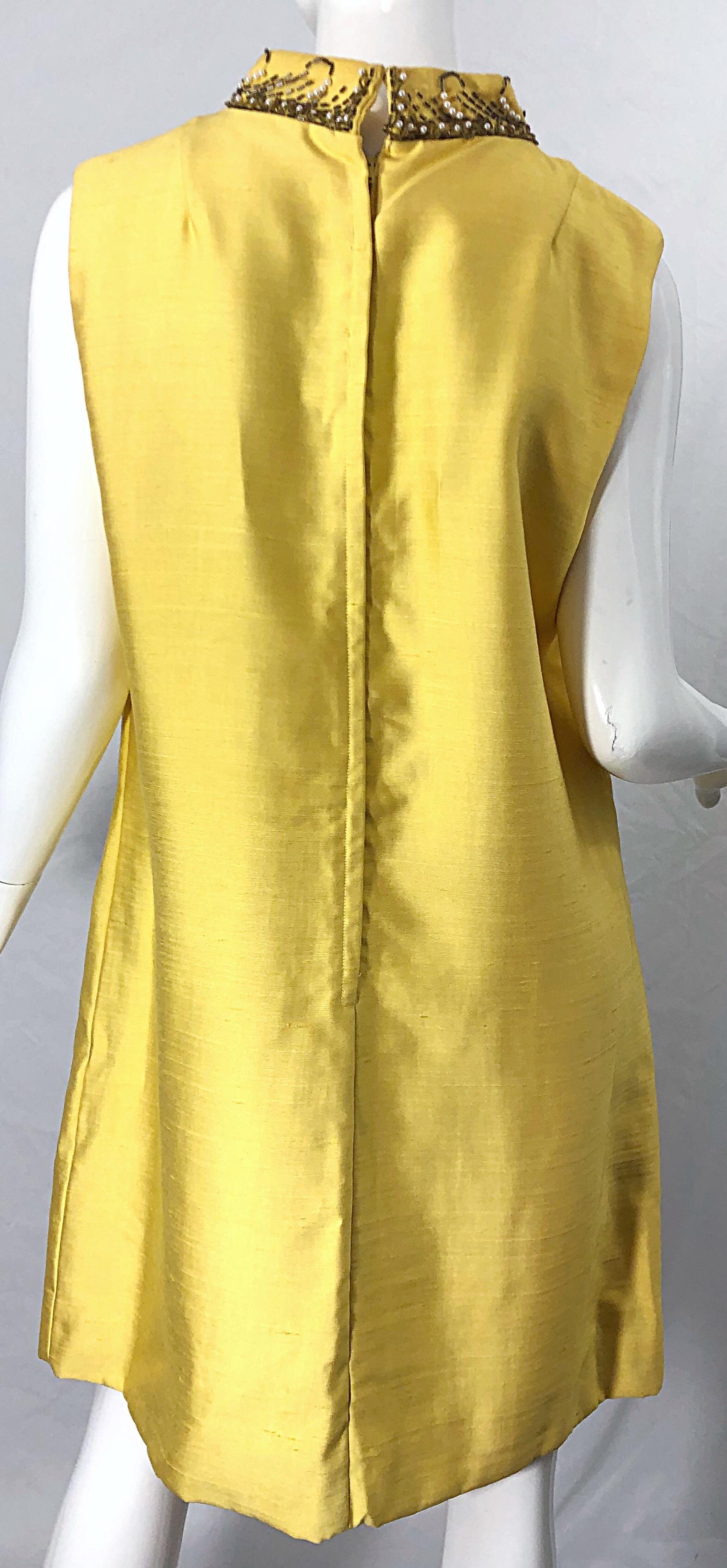 Women's 1960s Large size Yellow Beaded Rhinestone Silk Shantung Vintage 60s Shift Dress