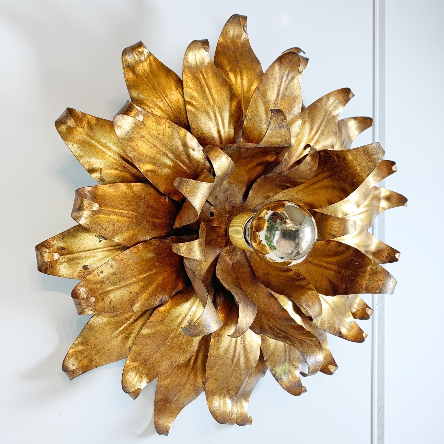 Hollywood Regency 1960s Large Toleware Italian Gilt Flower Light For Sale