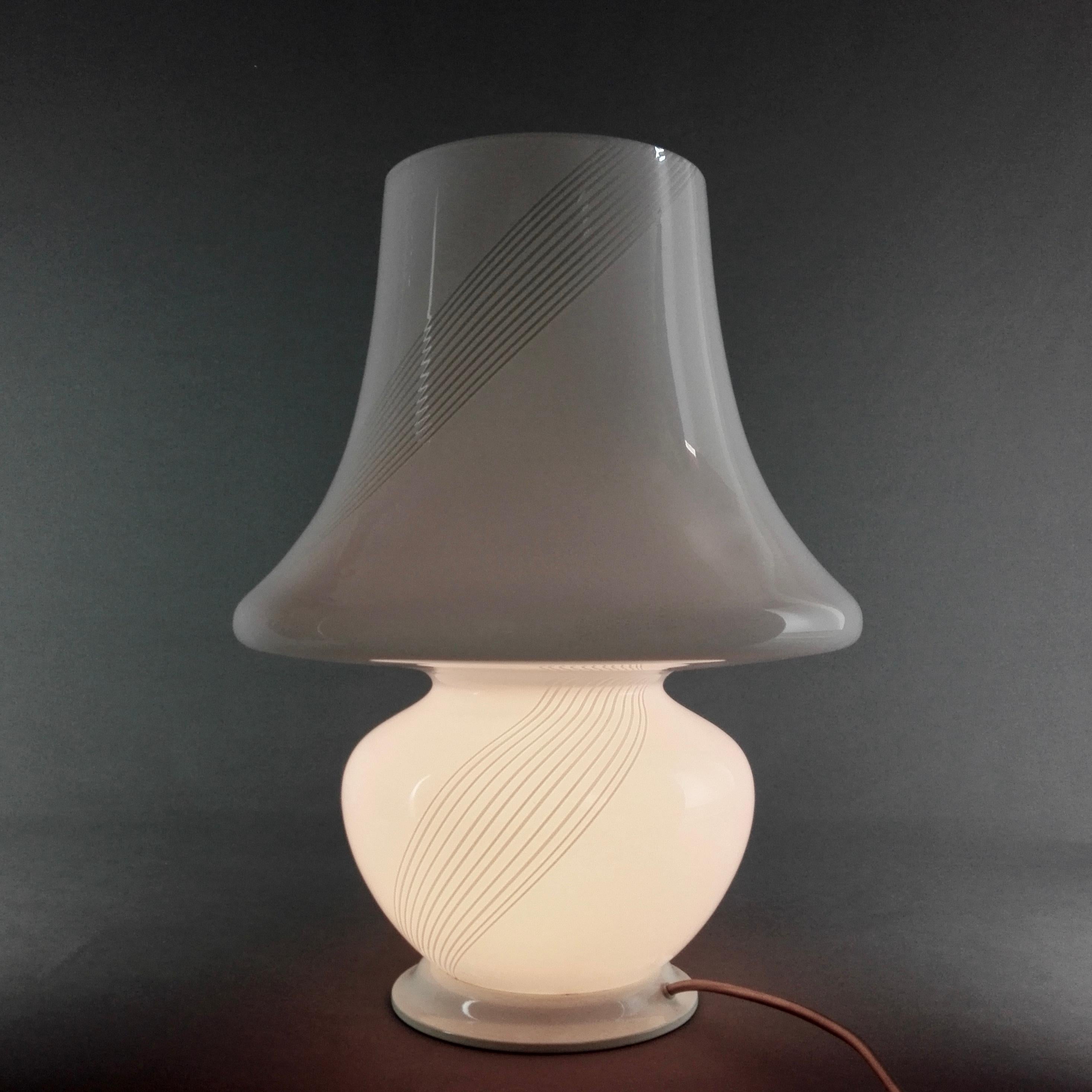 Italian 1960s Murano Mushroom Art Glass two-light large Table Lamp with Spiral Pattern For Sale