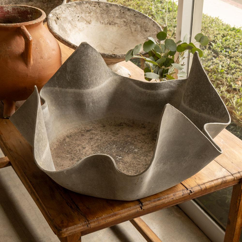 1960's Large Willy Guhl Concrete Handkerchief Planter For Sale 5