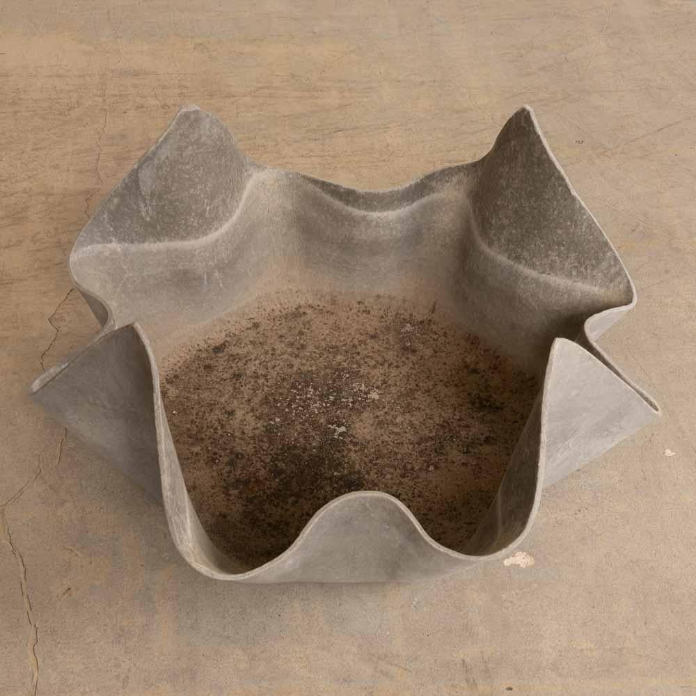 1960's Large Willy Guhl Concrete Handkerchief Planter For Sale 3