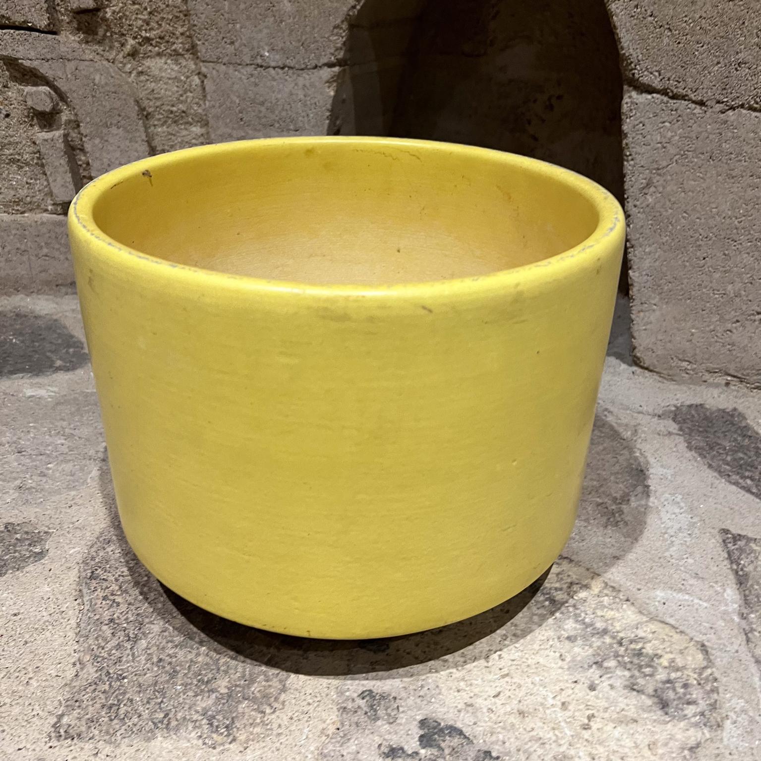 Grande jardinière jaune des années 1960, poterie d'art architecturale Gainey Bon état - En vente à Chula Vista, CA