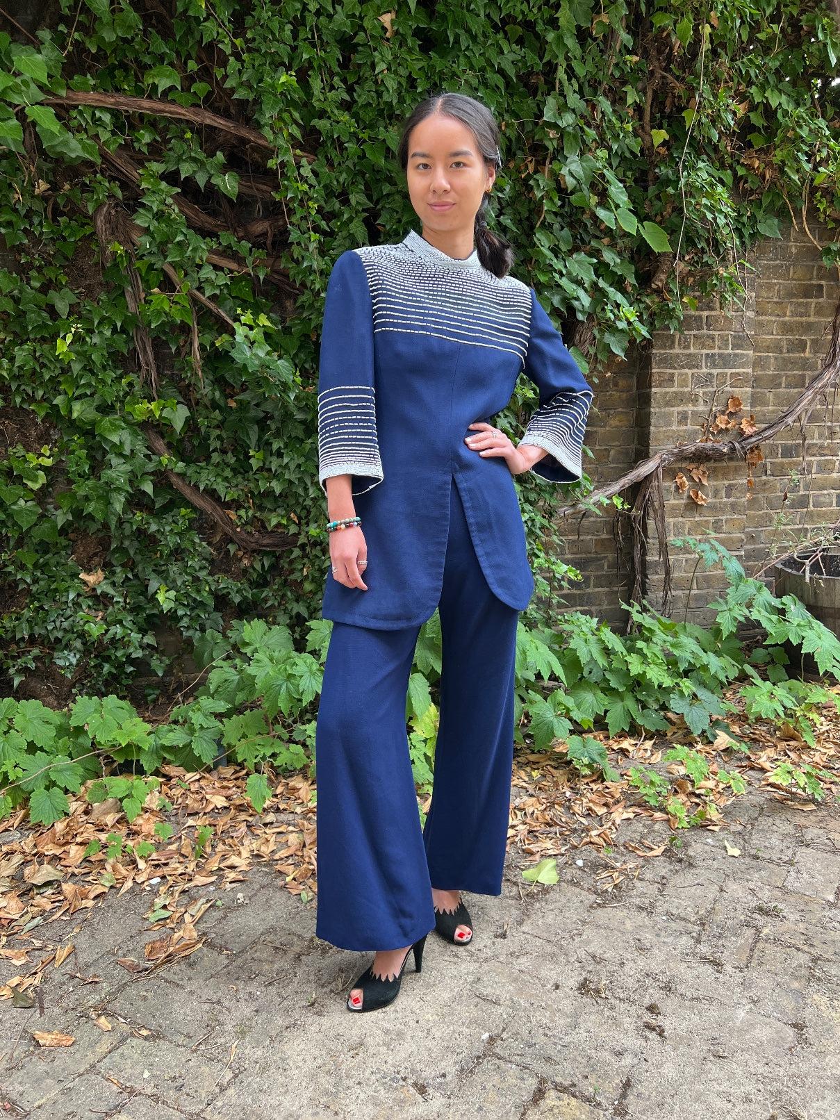 1960s Larry Ross Navy and White Wool Beaded Tunic Trouser Suit For Sale 2