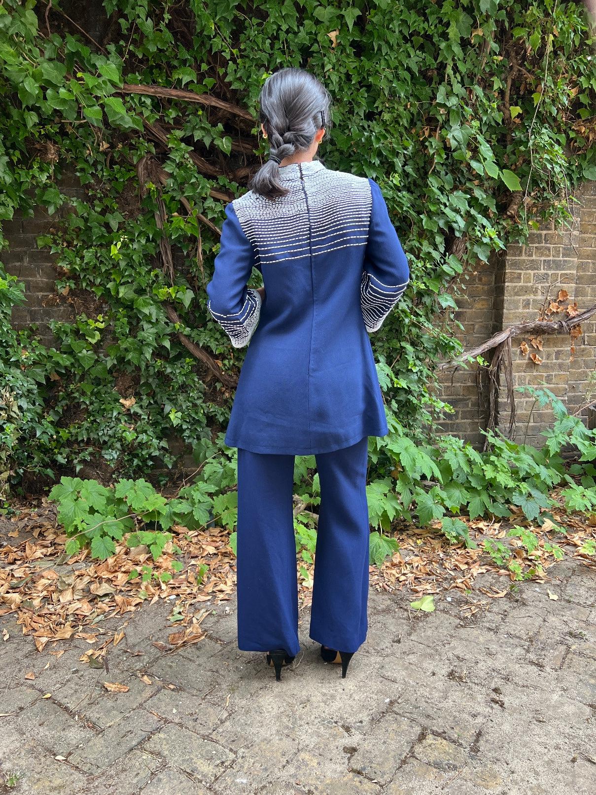 1960s Larry Ross Navy and White Wool Beaded Tunic Trouser Suit For Sale 3