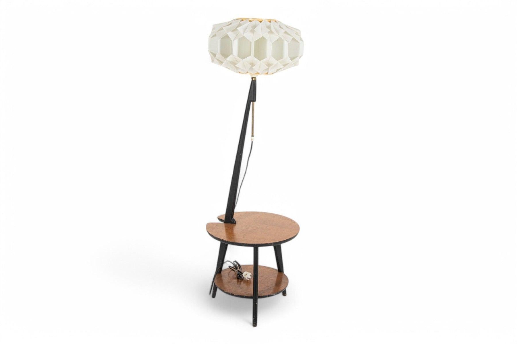 1960s Lars Schiøler Atomic Floor Lamp With Table In Good Condition For Sale In Berkeley, CA