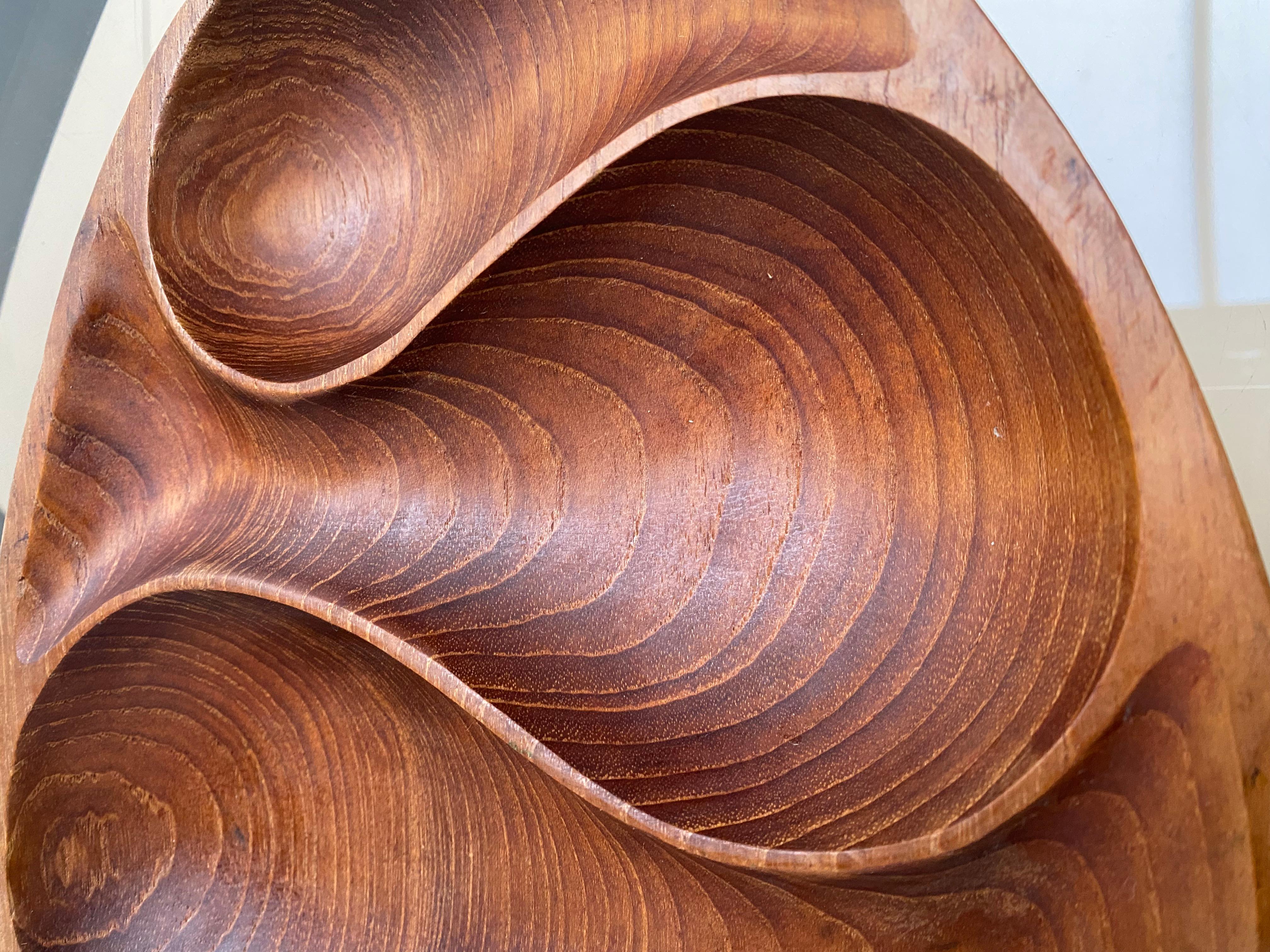 Carved Teak Danish Serving Dish by Laur Jensen for Odense 1960's

Beautiful organic design and a centrepiece on your 'party' table filled with snacks 

Free shipping worldwide!

