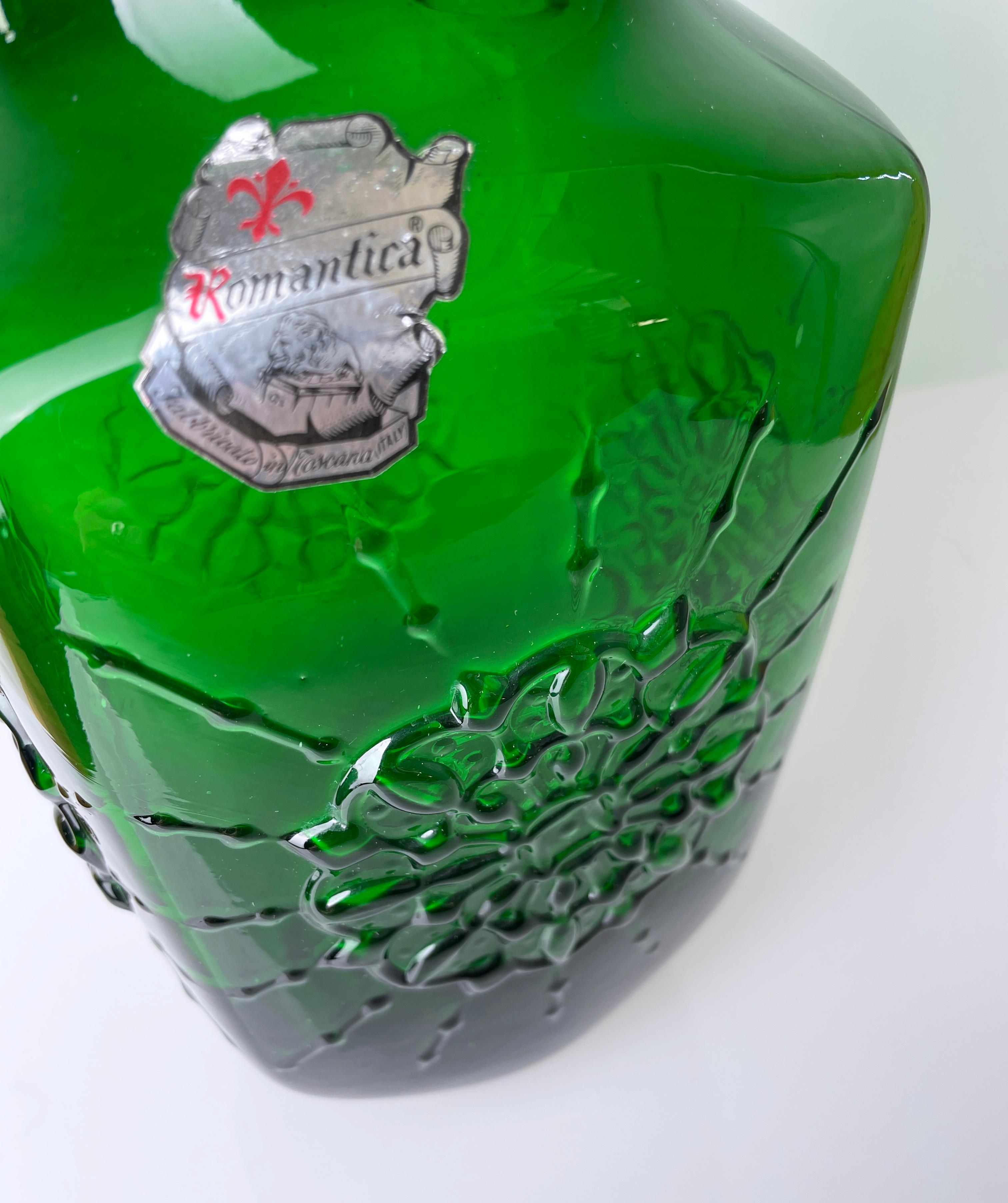 1960's Lavorazione A Mano, Italy emerald green glass vase For Sale 4