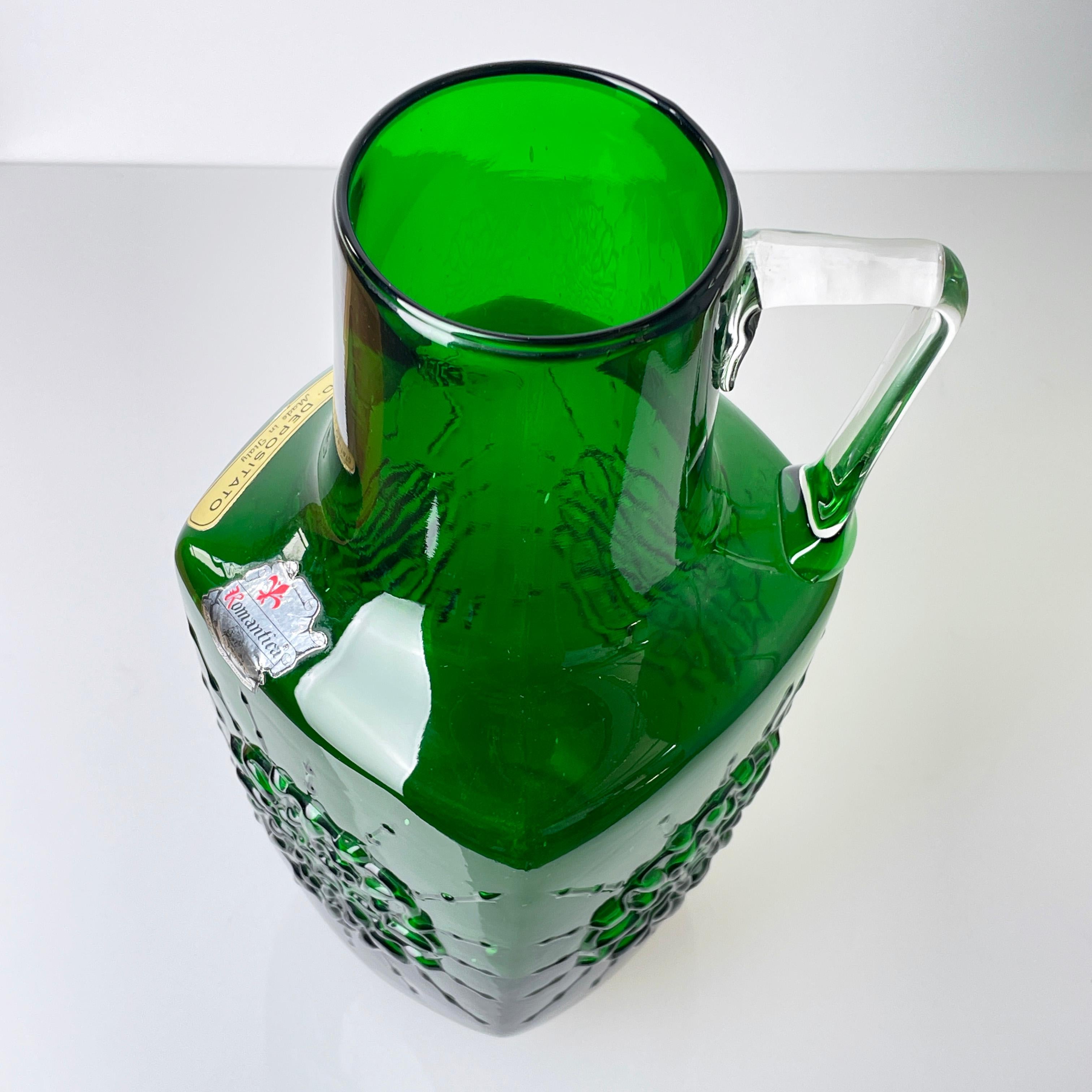 1960's Lavorazione A Mano, Italy emerald green glass vase For Sale 10