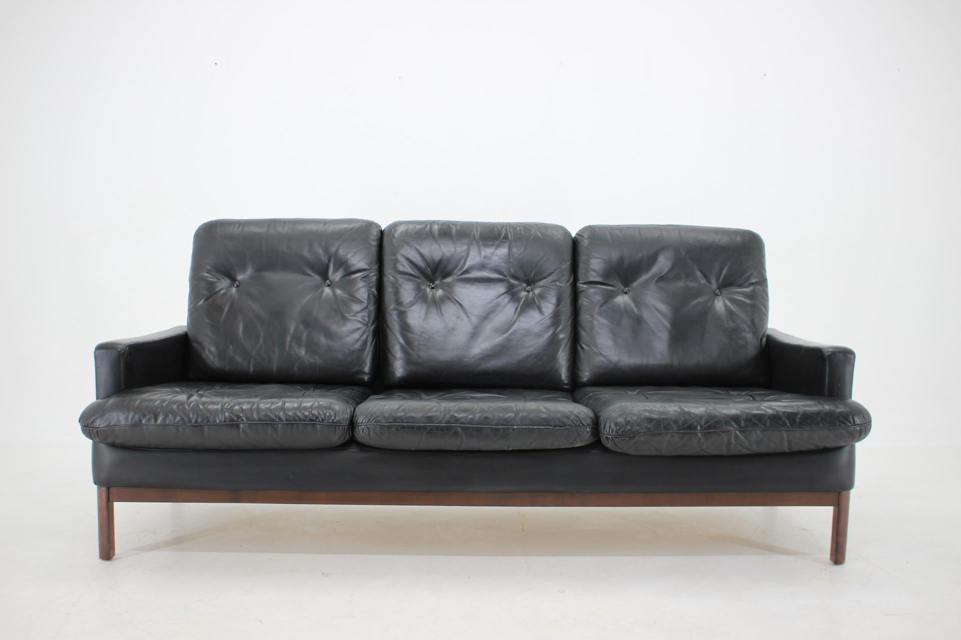 1960s Leather 3-Seater Scandinavian Sofa 6