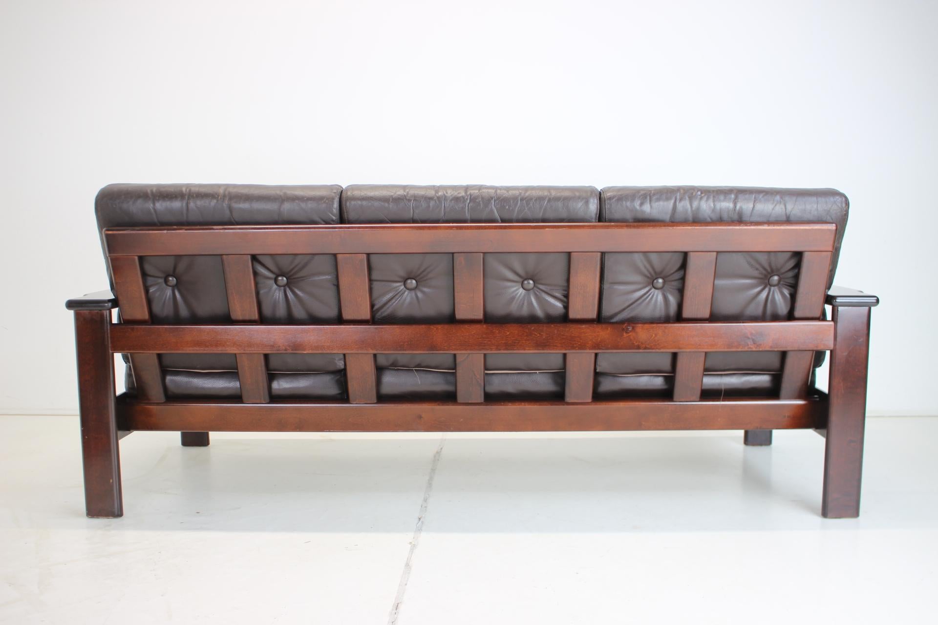 1960s Leather 3-Seater Scandinavian Sofa 1