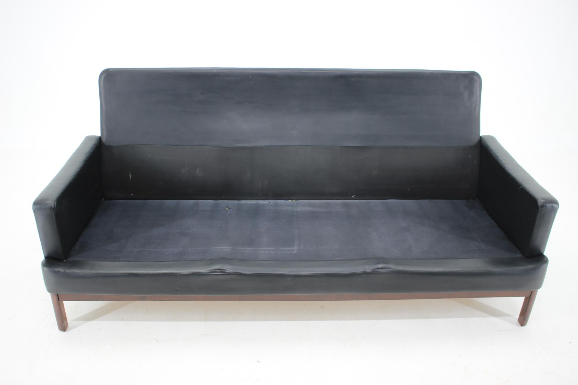 1960s Leather 3-Seater Scandinavian Sofa 2
