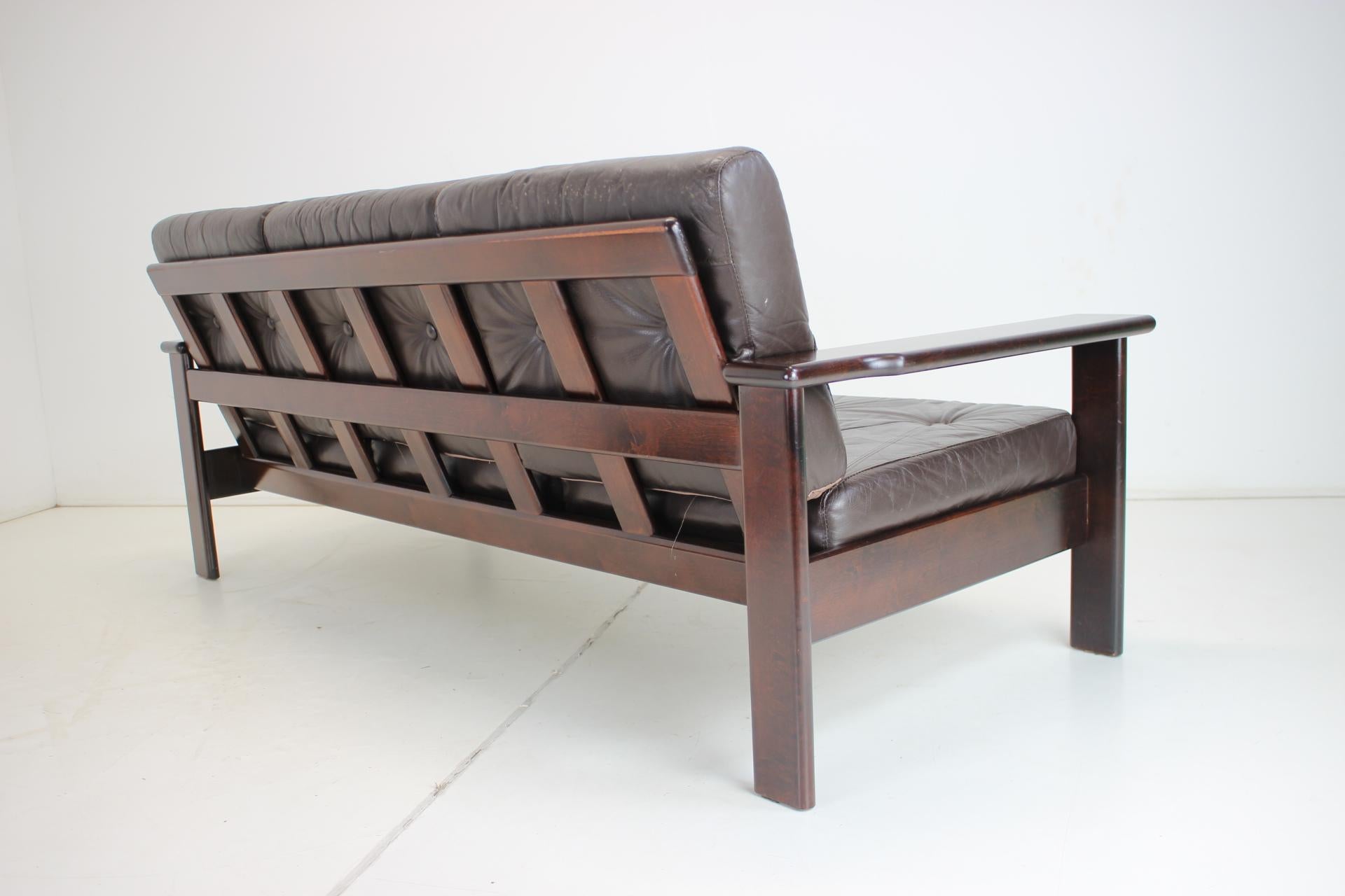 1960s Leather 3-Seater Scandinavian Sofa 2