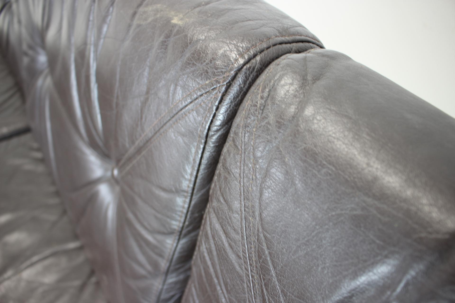 1960s Leather 3-Seater Scandinavian Sofa 4