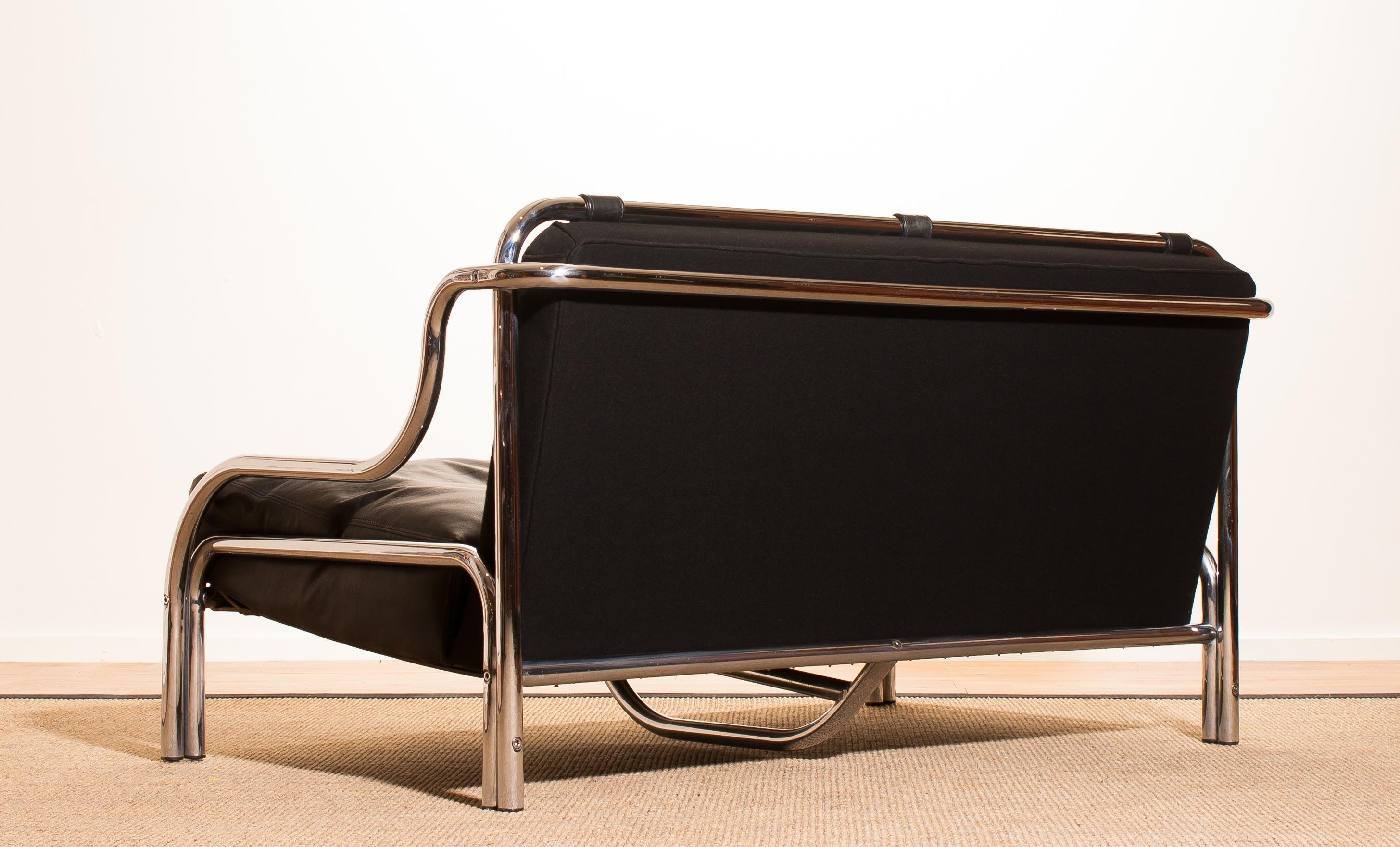 Italian 1960s, Leather and Chrome Lounge Sofa by Gae Aulenti for Poltronova