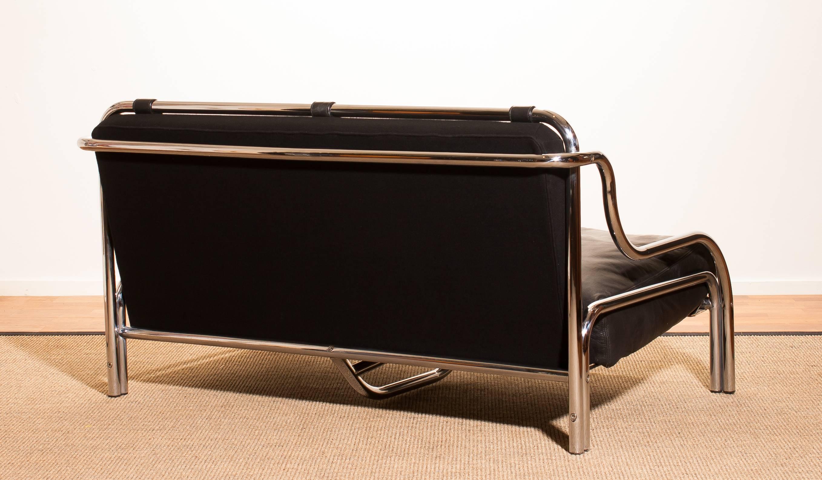Italian 1960s, Leather and Chrome Lounge Sofa by Gae Aulenti for Poltronova