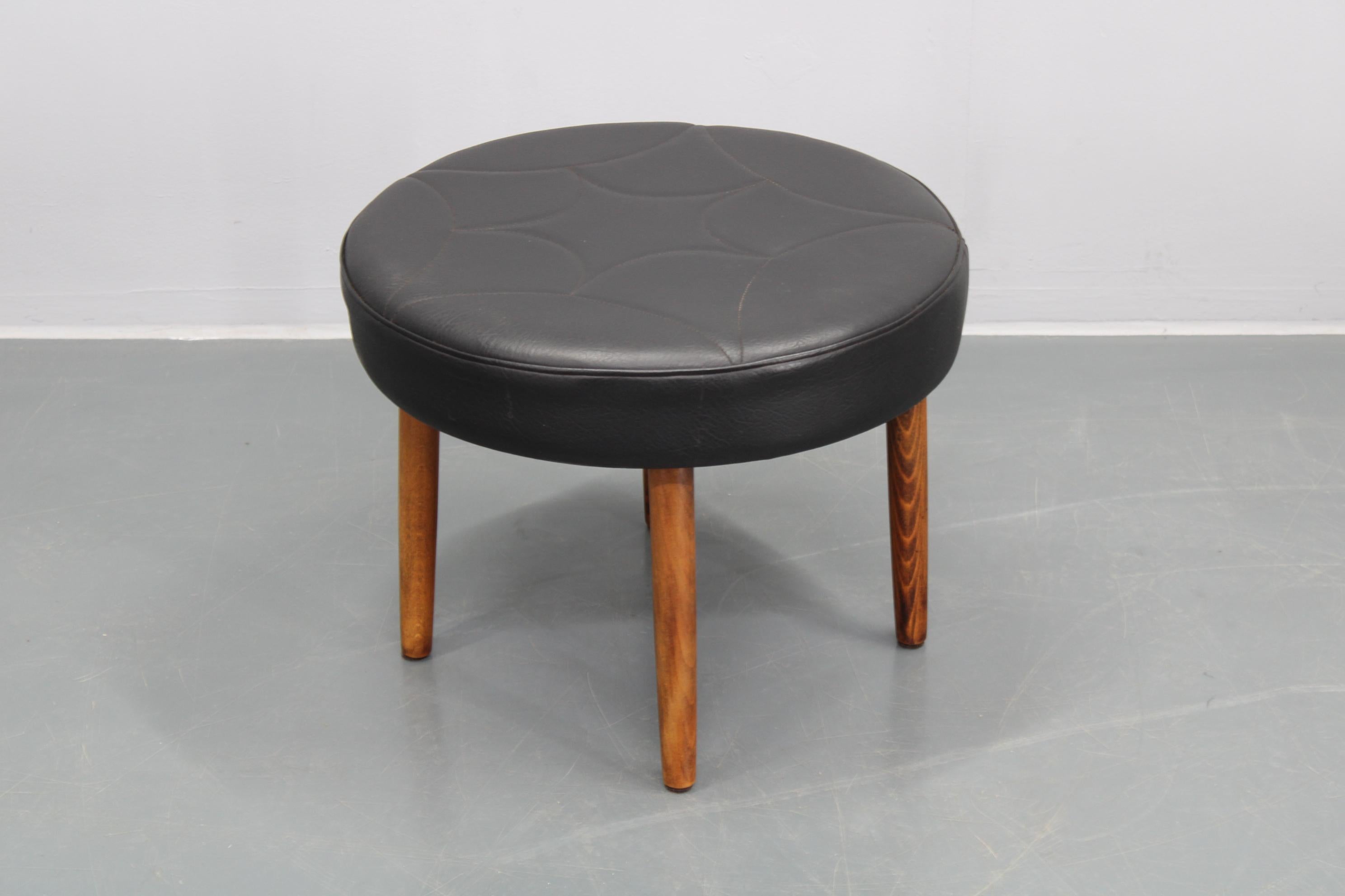 Mid-Century Modern Tabouret danois en cuir des années 1960 en vente