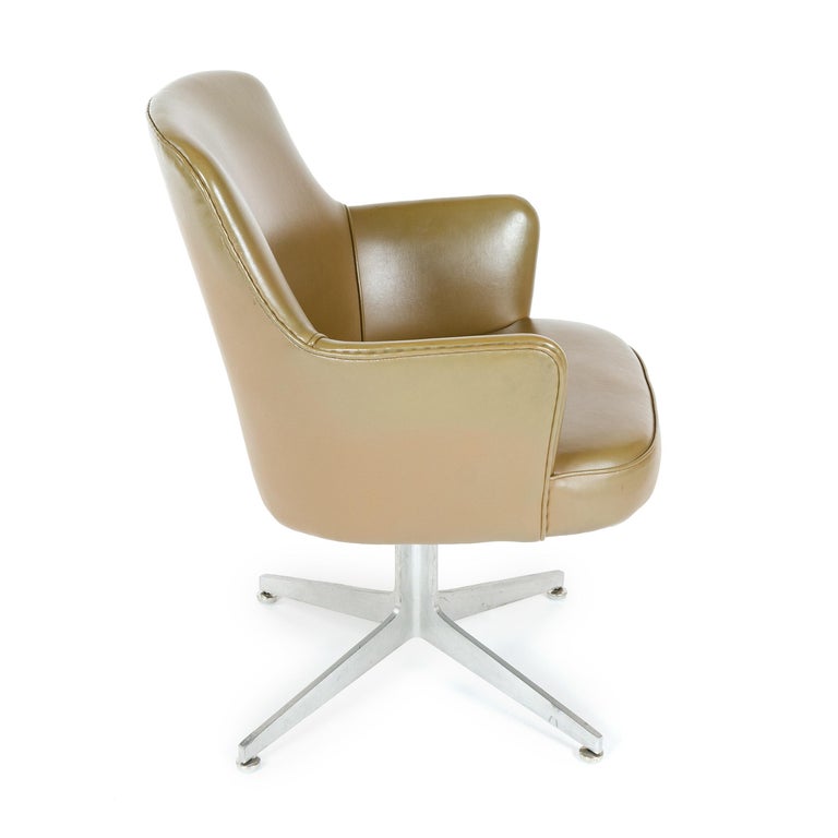 Mid-Century Modern 1960s Desk Chair by Ward Bennett For Sale