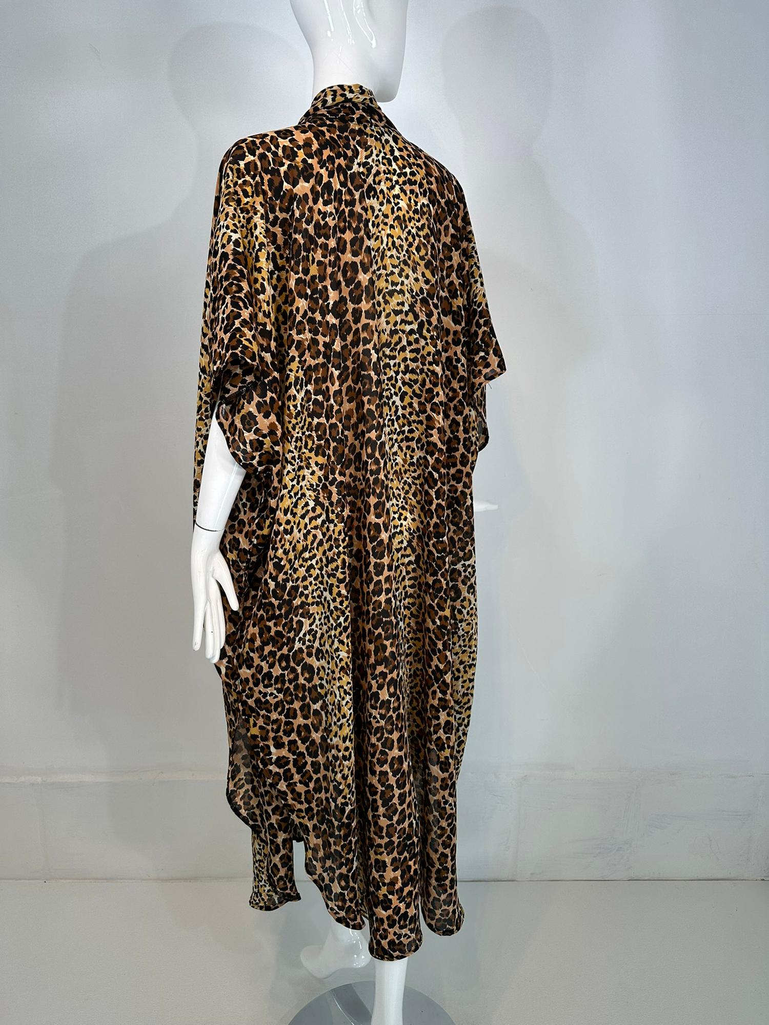 1960s Leopard Pint Crepe Caftan Robe by Marjorie Ellin Inc.  For Sale 1