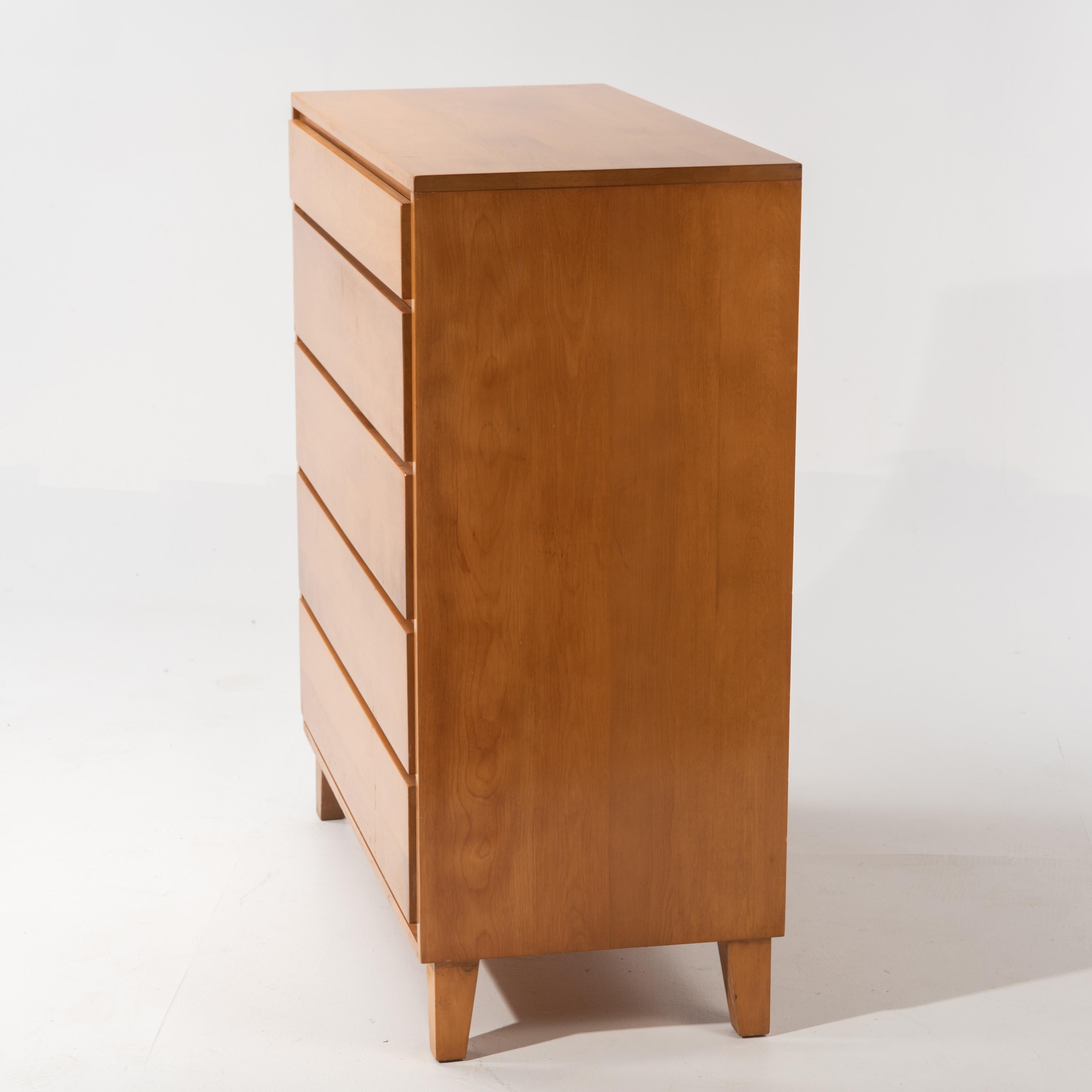 Leslie Diamond for Conant Ball Modernmates collection birch dresser, this well proportioned piece comprises a five-drawer case set on splayed feet.