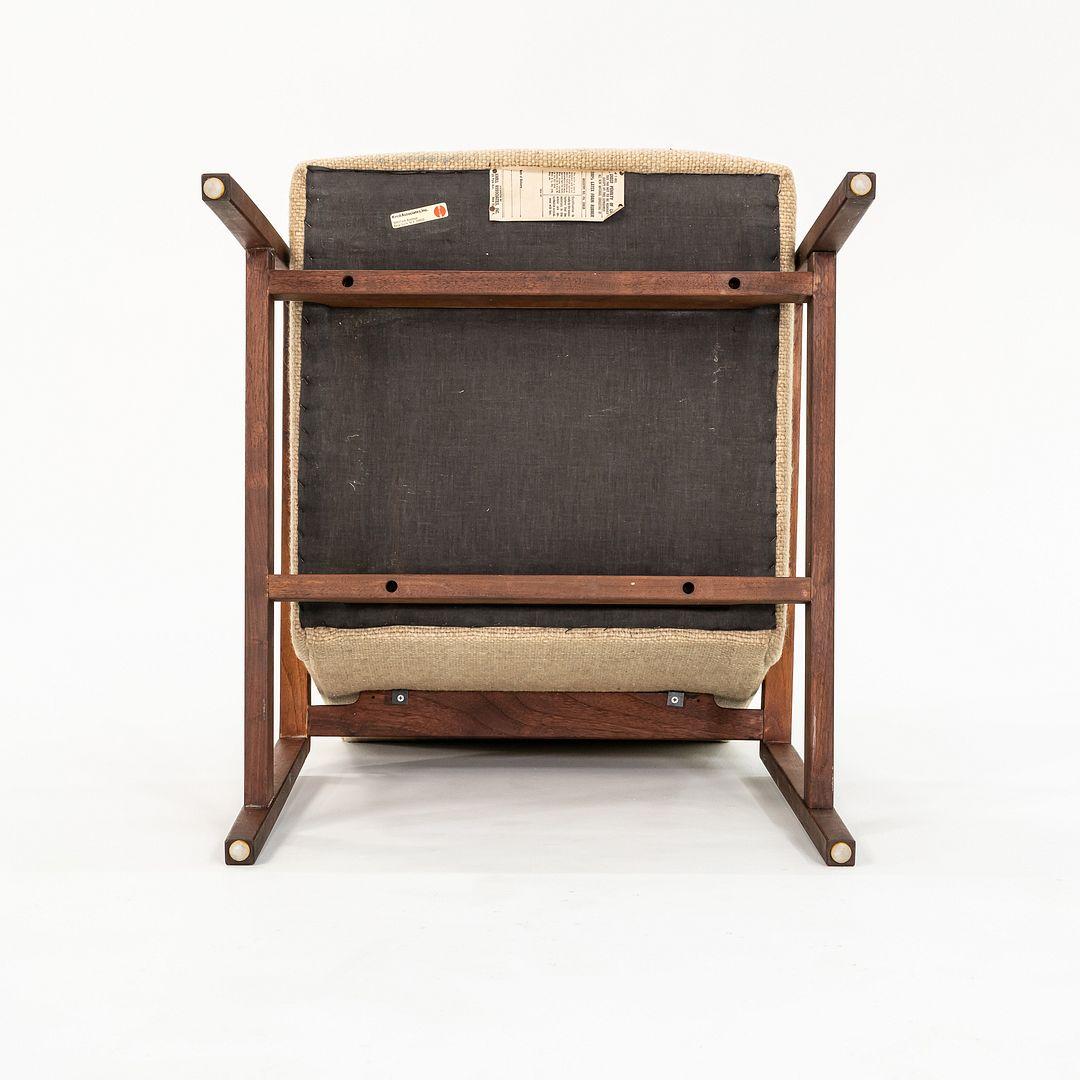 1960er Lewis Butler für Knoll 655 Sessel aus Nussbaumholz mit braunem Stoff im Angebot 2