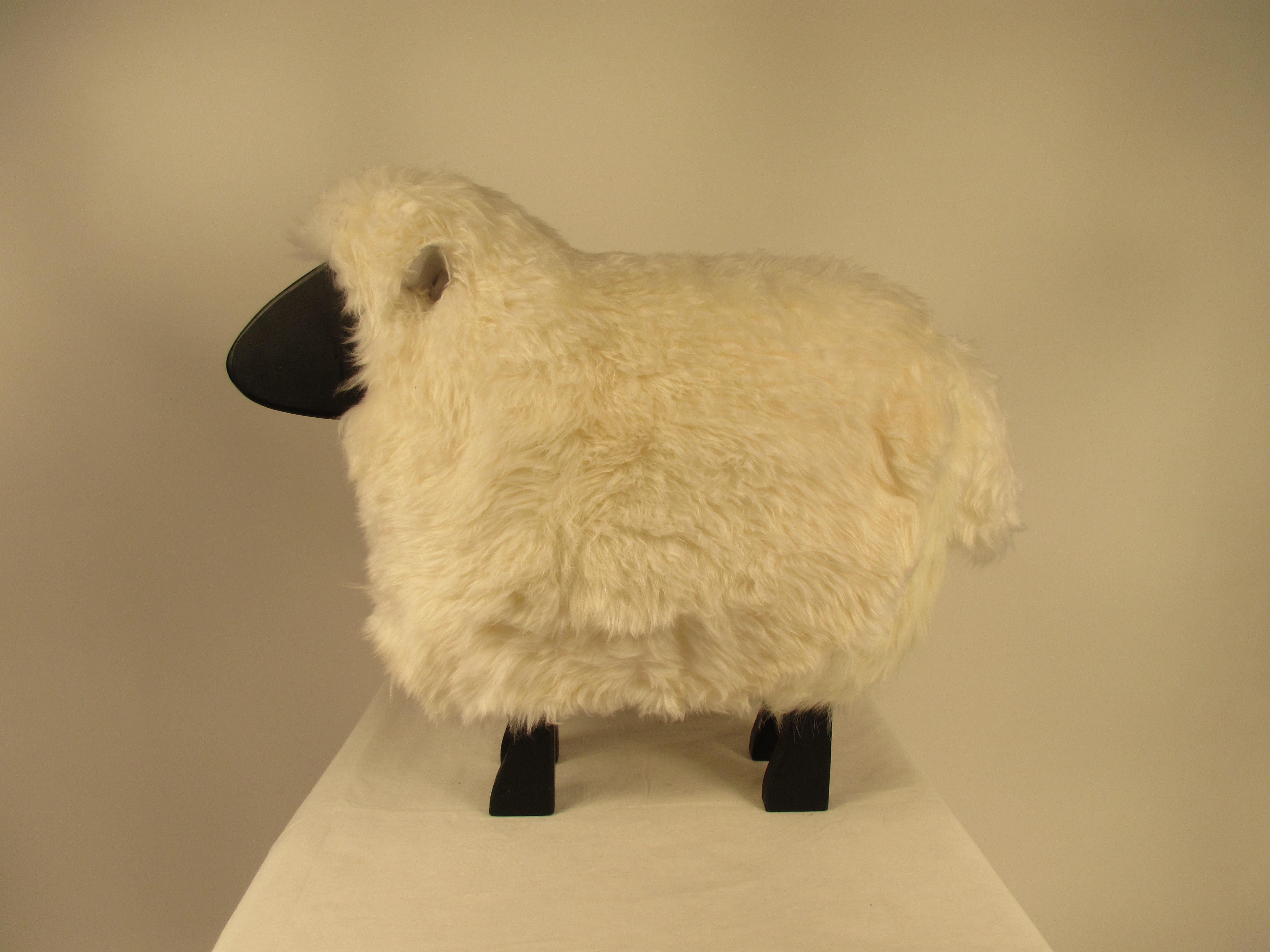 1960s Lifesize Sheep Sculpture In Good Condition In Tarrytown, NY