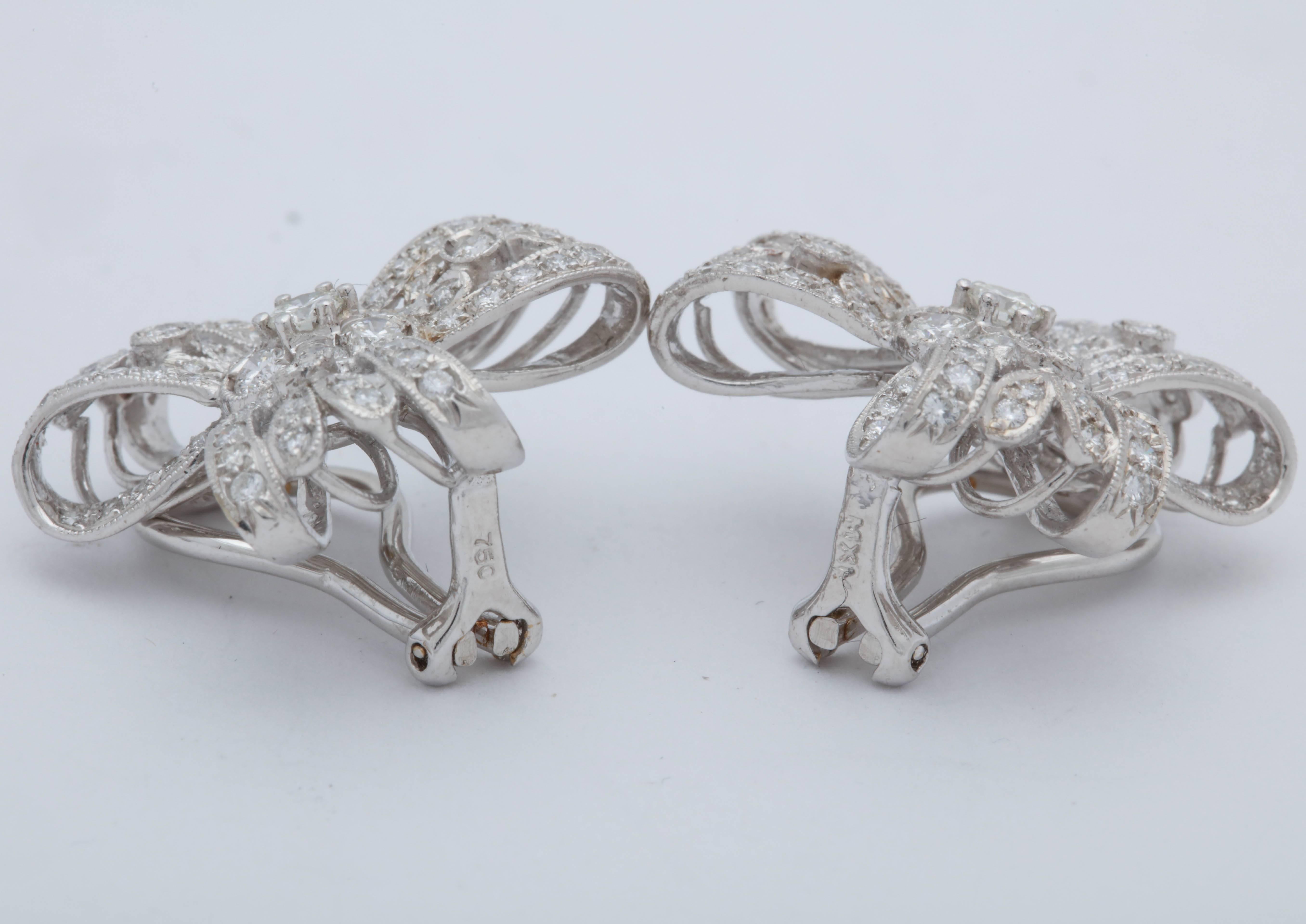 1960s Light and Airy Delicate Bow Knot Motif Diamond, White Gold Earclips 2