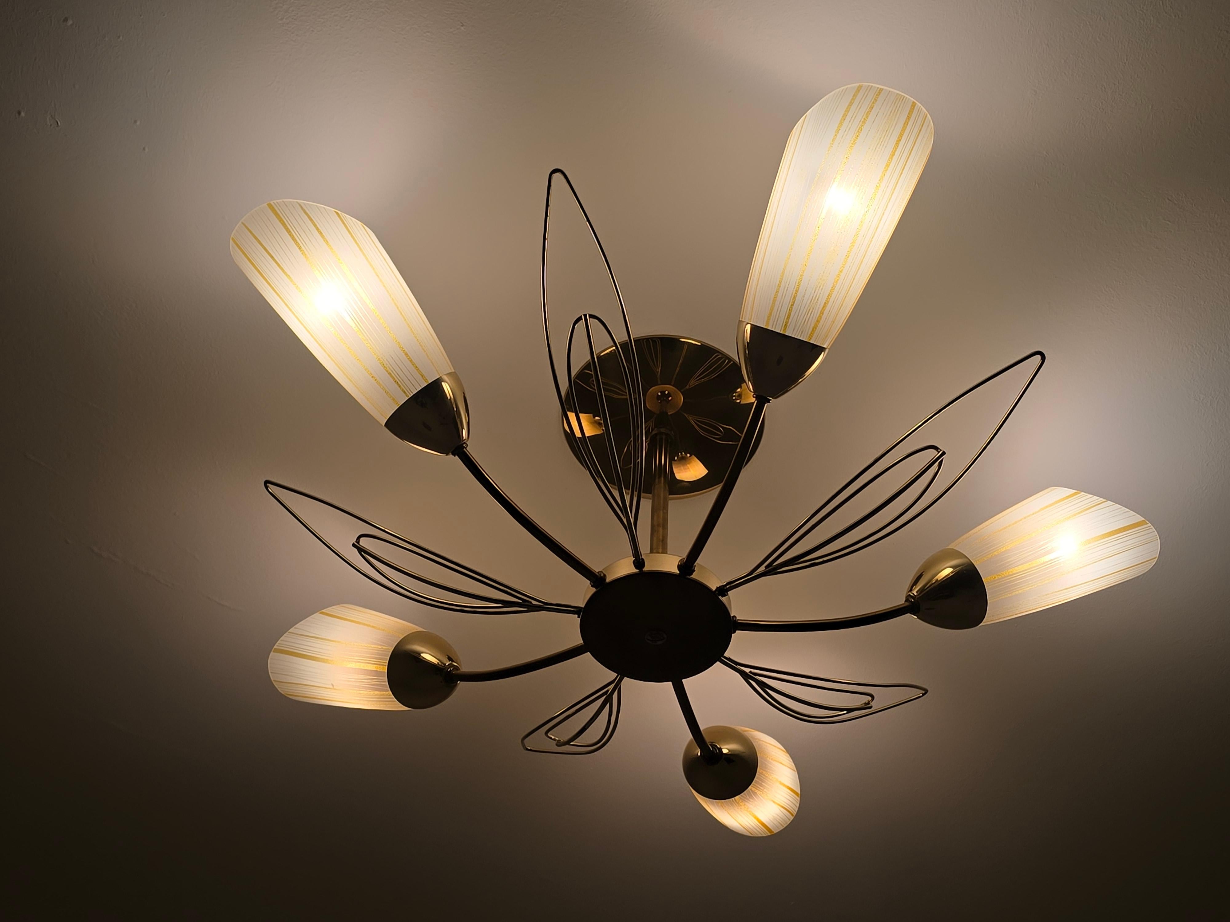 Empotrable de cristal rayado y latón Lightolier de 5 brazos de los años 60 , EE.UU. en venta 5