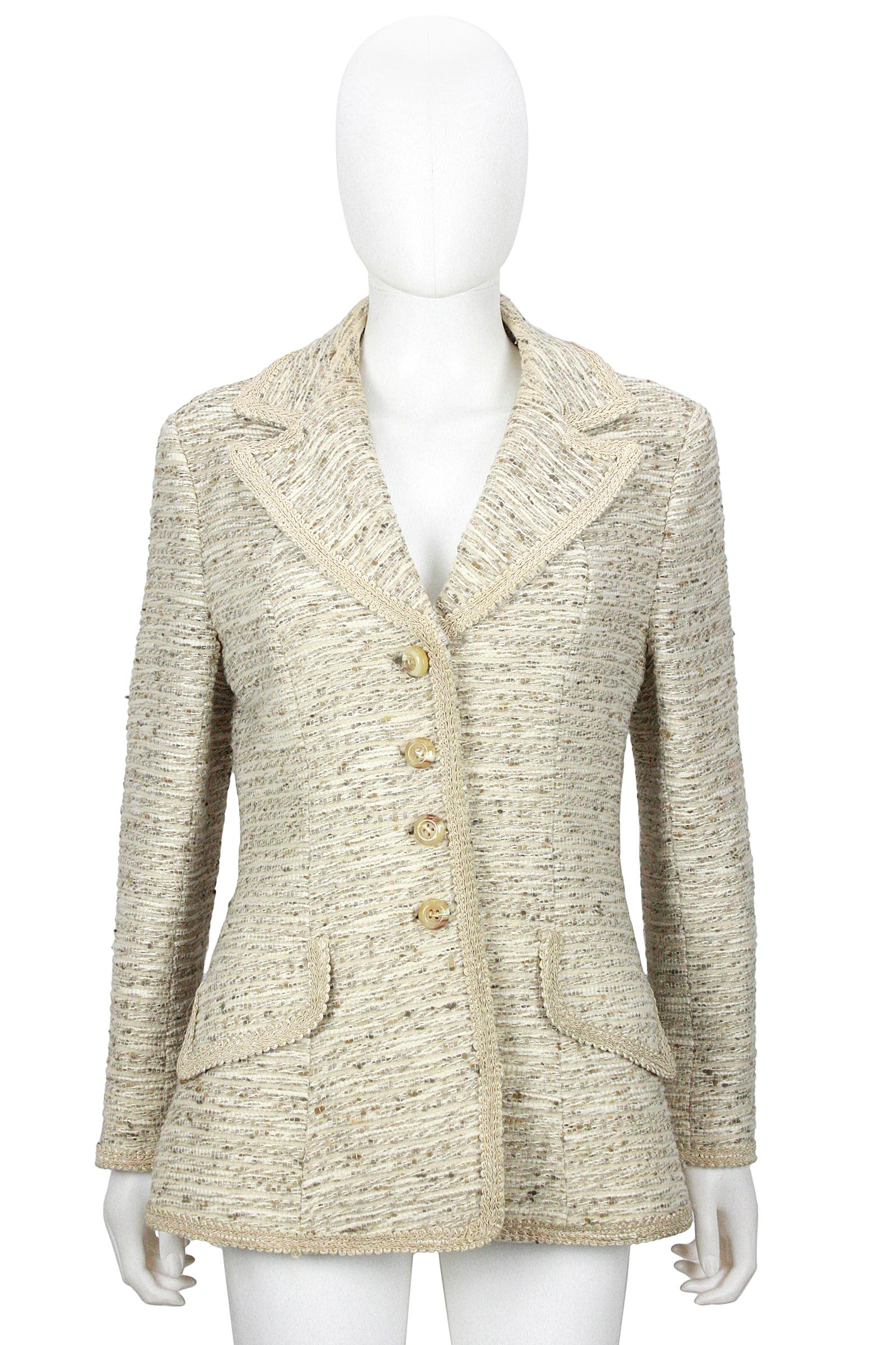 Lilli Ann blazer 
Beige boucle 
Ribbon trim 
Two pockets 
Button closures 
Fully lined 
