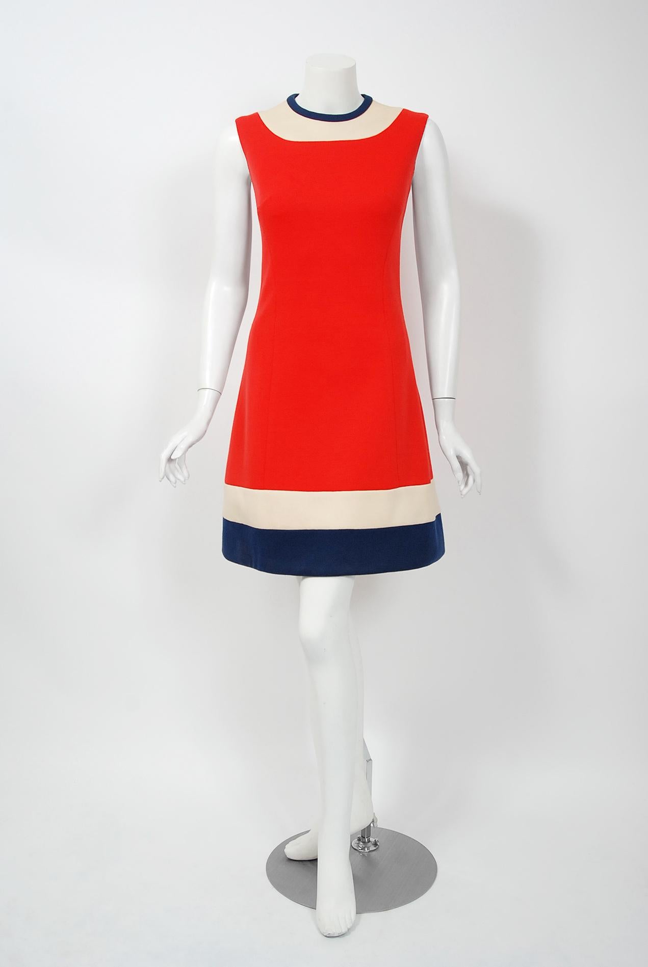 1960's Lilli Ann Red White & Blue Wool Knit Mod Sleeveless Dress & Pleated Coat  In Good Condition In Beverly Hills, CA
