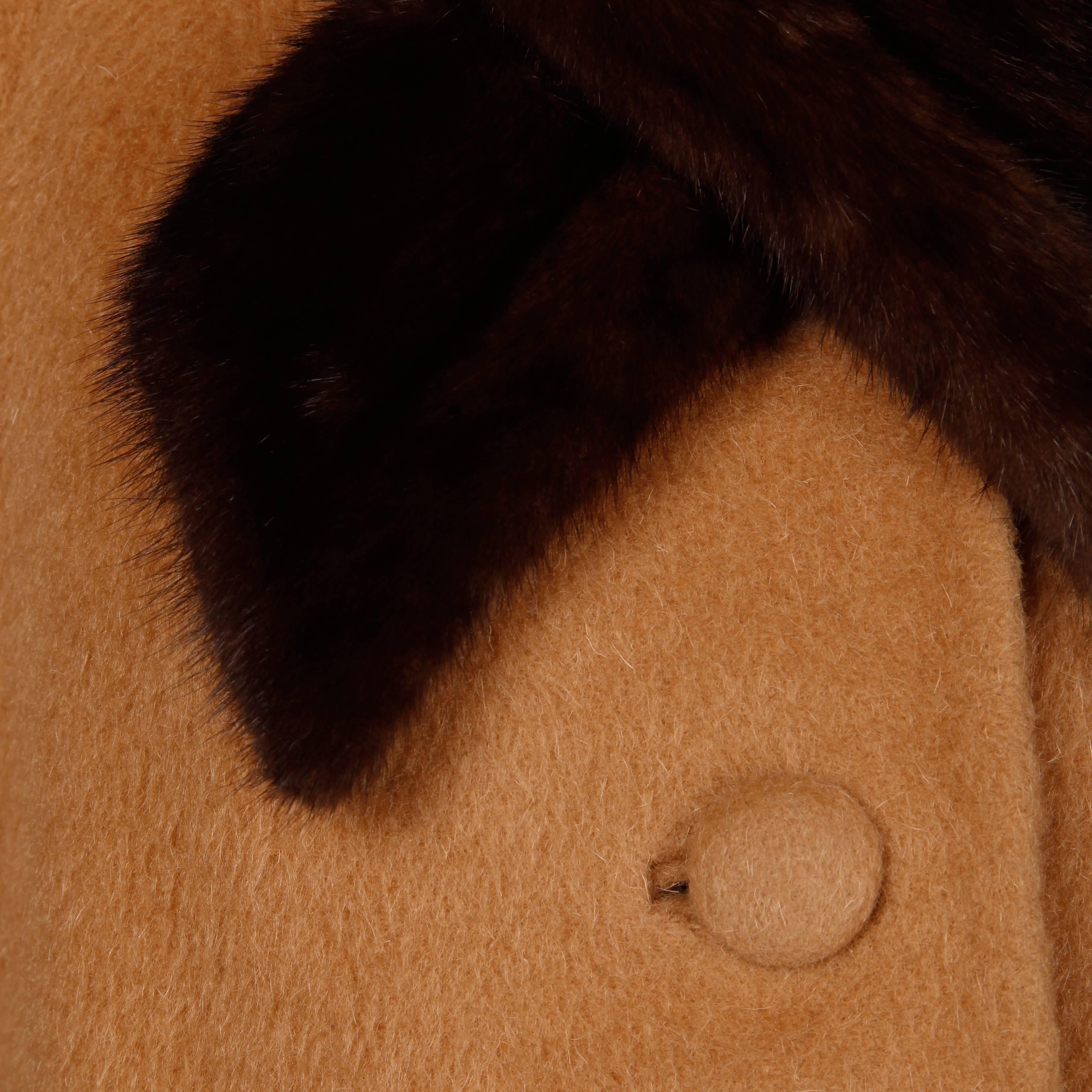 Women's 1960s Lilli Ann Vintage Camel Wool Coat with Mink Fur Collar