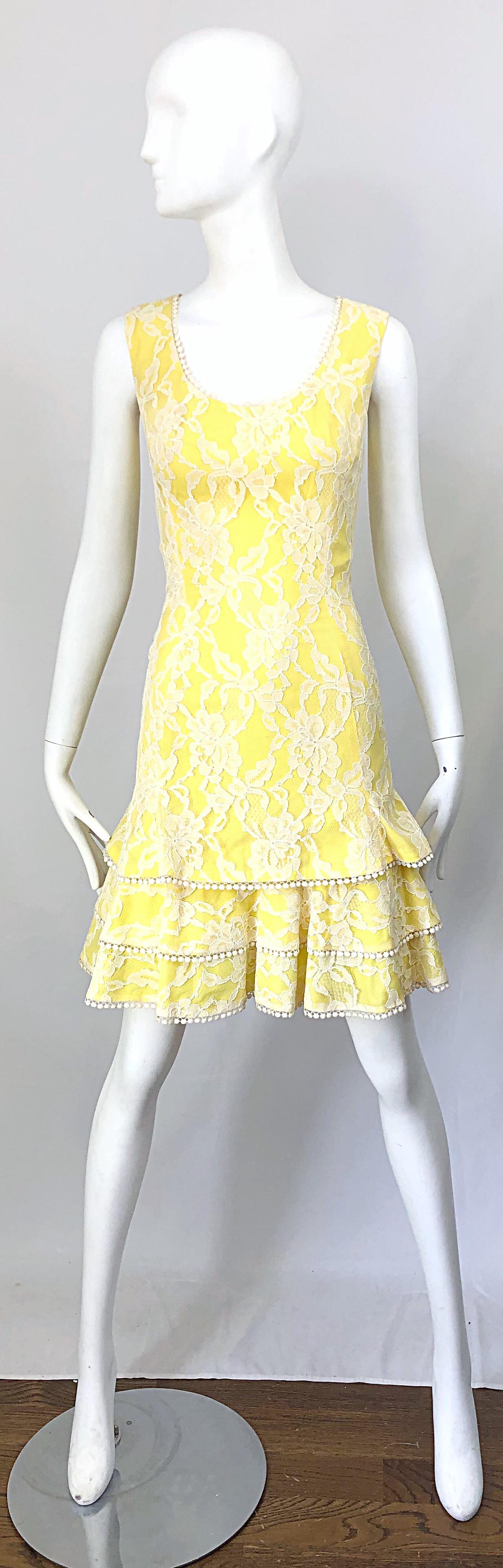 1960s Lilli Diamond Canary Yellow and White Lace Silk Vintage 60s Dress For Sale 5