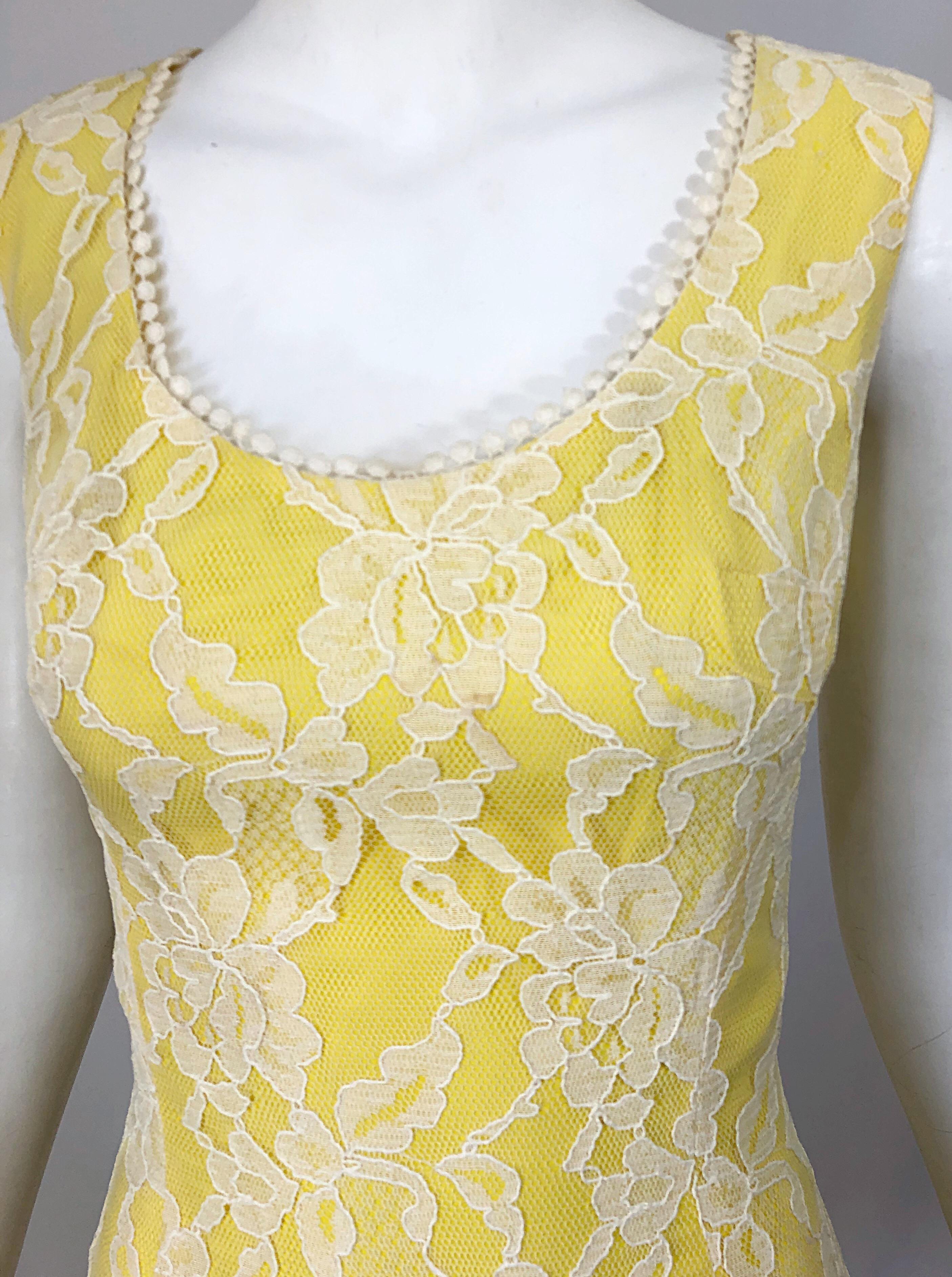 1960er Jahre Lilli Diamond Kanariengelbes und weißes Vintage 60er Jahre Seidenkleid mit Spitze (Beige) im Angebot