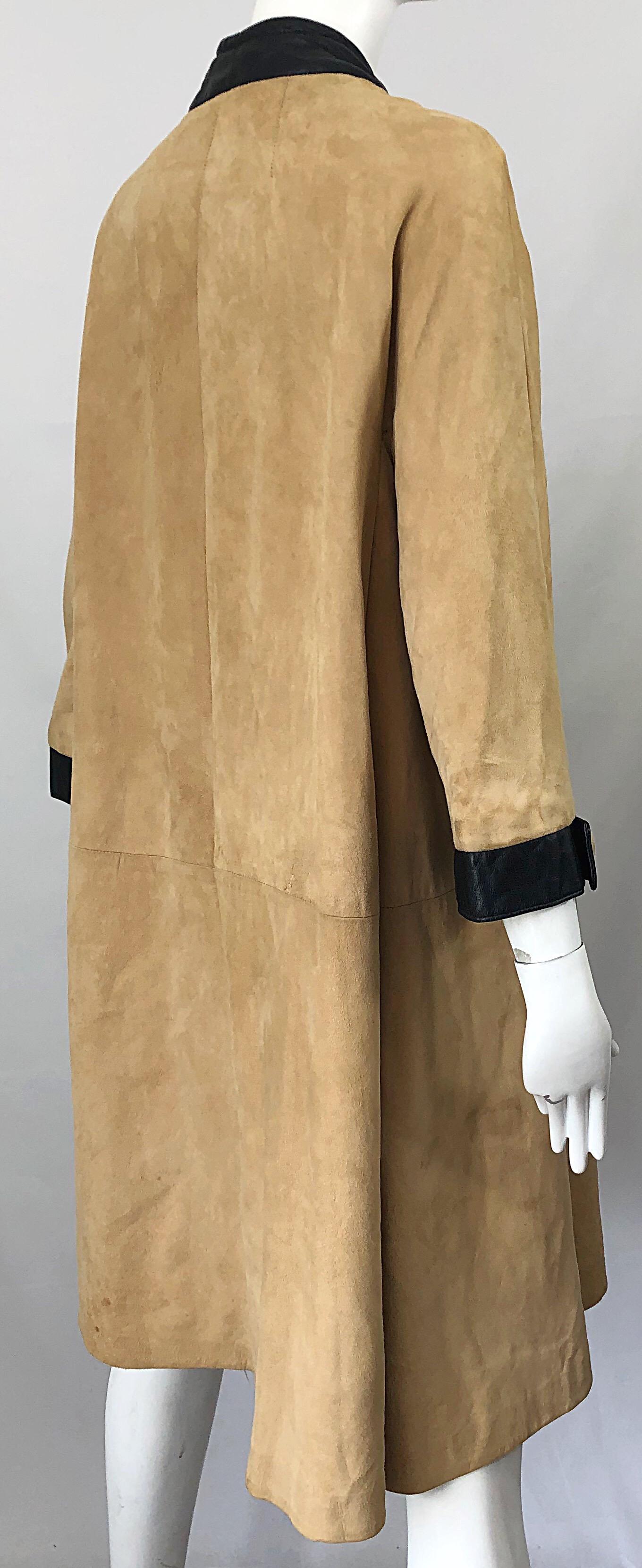 1960s Lillie Rubin Tan + Black Suede and Leather Vintage 60s Swing Jacket Coat 2