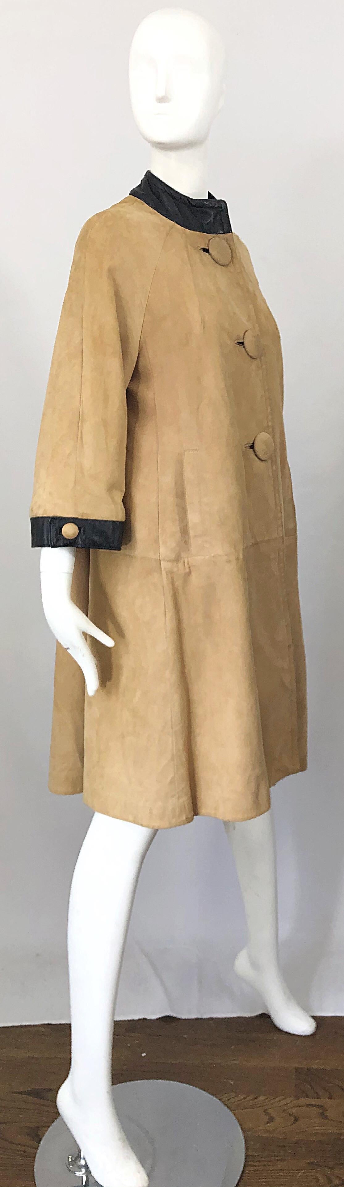 Women's 1960s Lillie Rubin Tan + Black Suede and Leather Vintage 60s Swing Jacket Coat