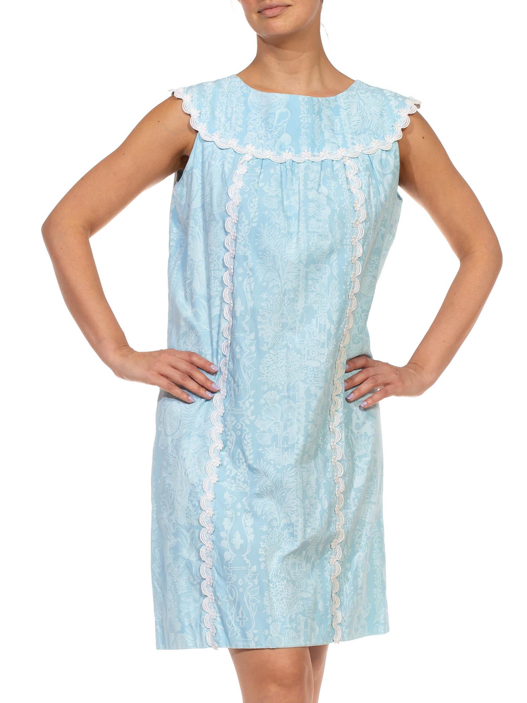 1960S LILLY PULITZER Blue & White Floral Organic Cotton Lace Sleveless Dress In Excellent Condition For Sale In New York, NY