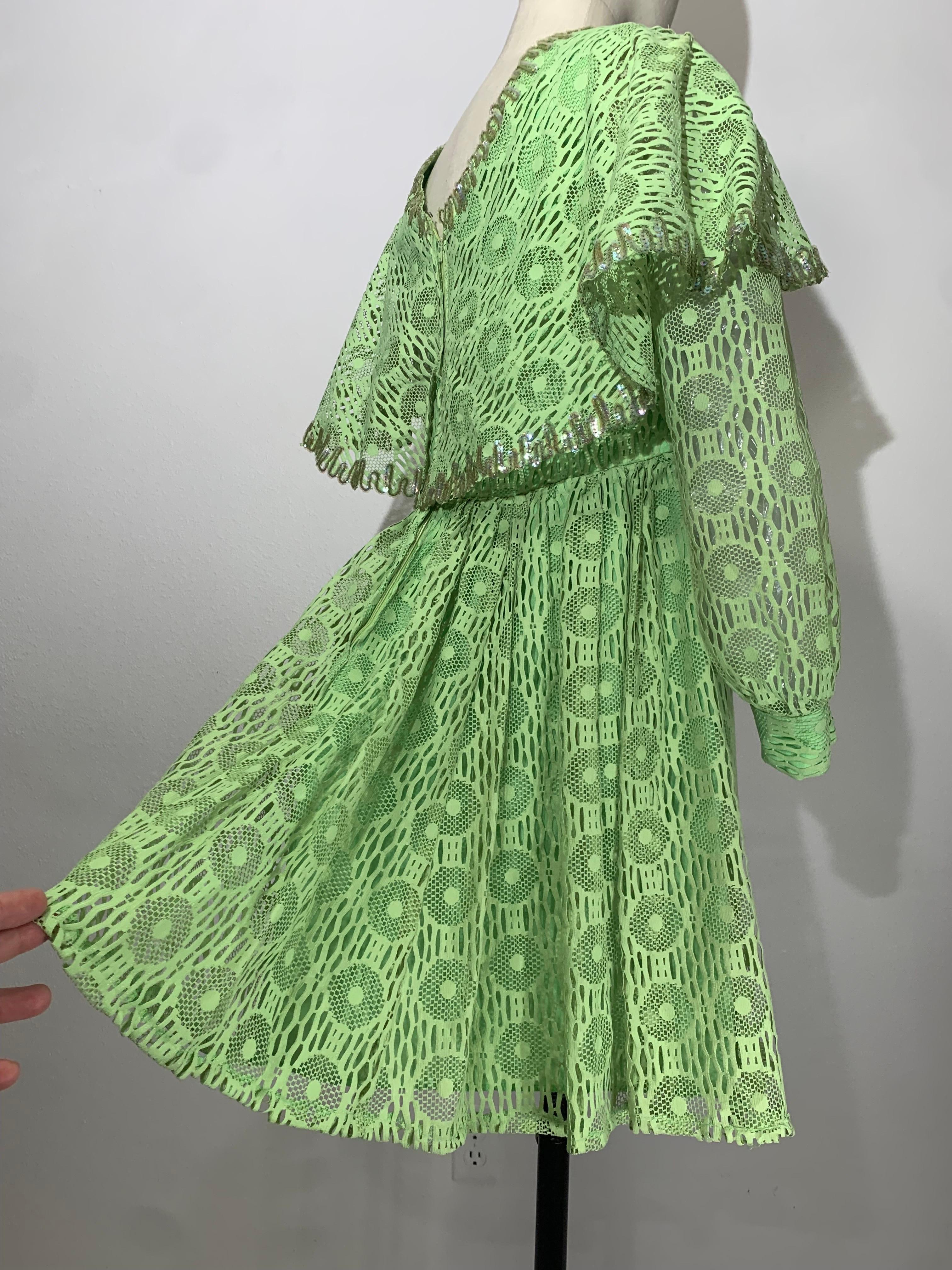 1960s Lime Green Net Lace Baby Doll Mod Mini Dress w Caplet & Banded Cuffs In Excellent Condition For Sale In Gresham, OR