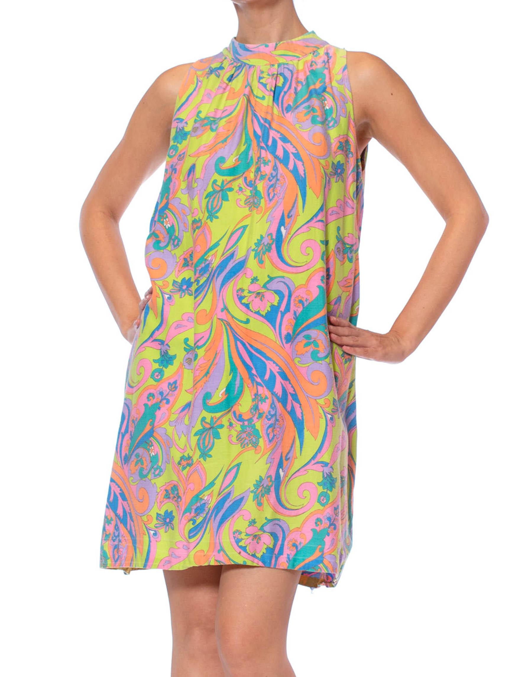Women's 1960S Lime Green Psychedelic Cotton Mod Shift Dress For Sale