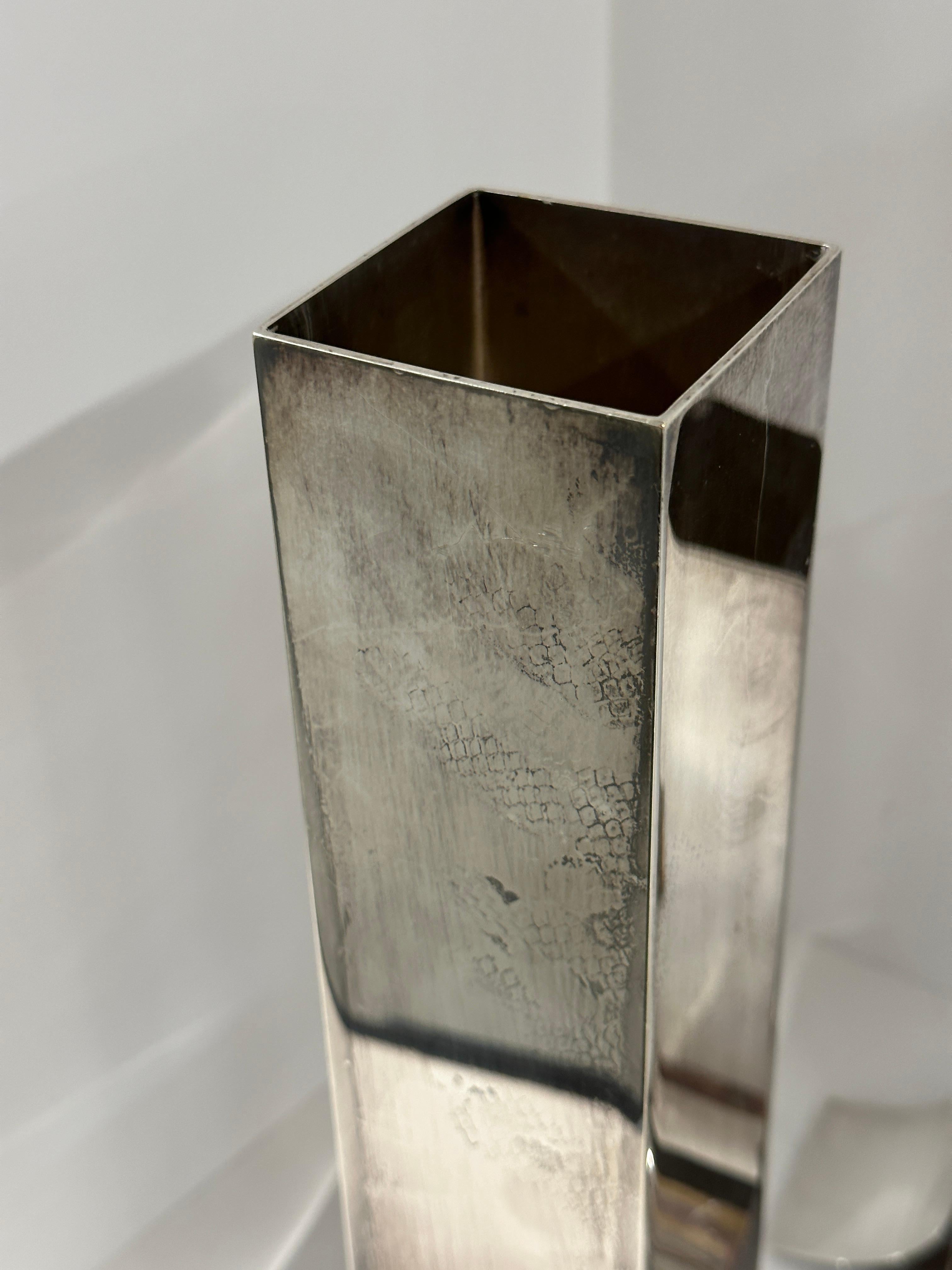 Fait main Porte-bougies stele plaqué argent Lino Sabattini des années 1960 en vente