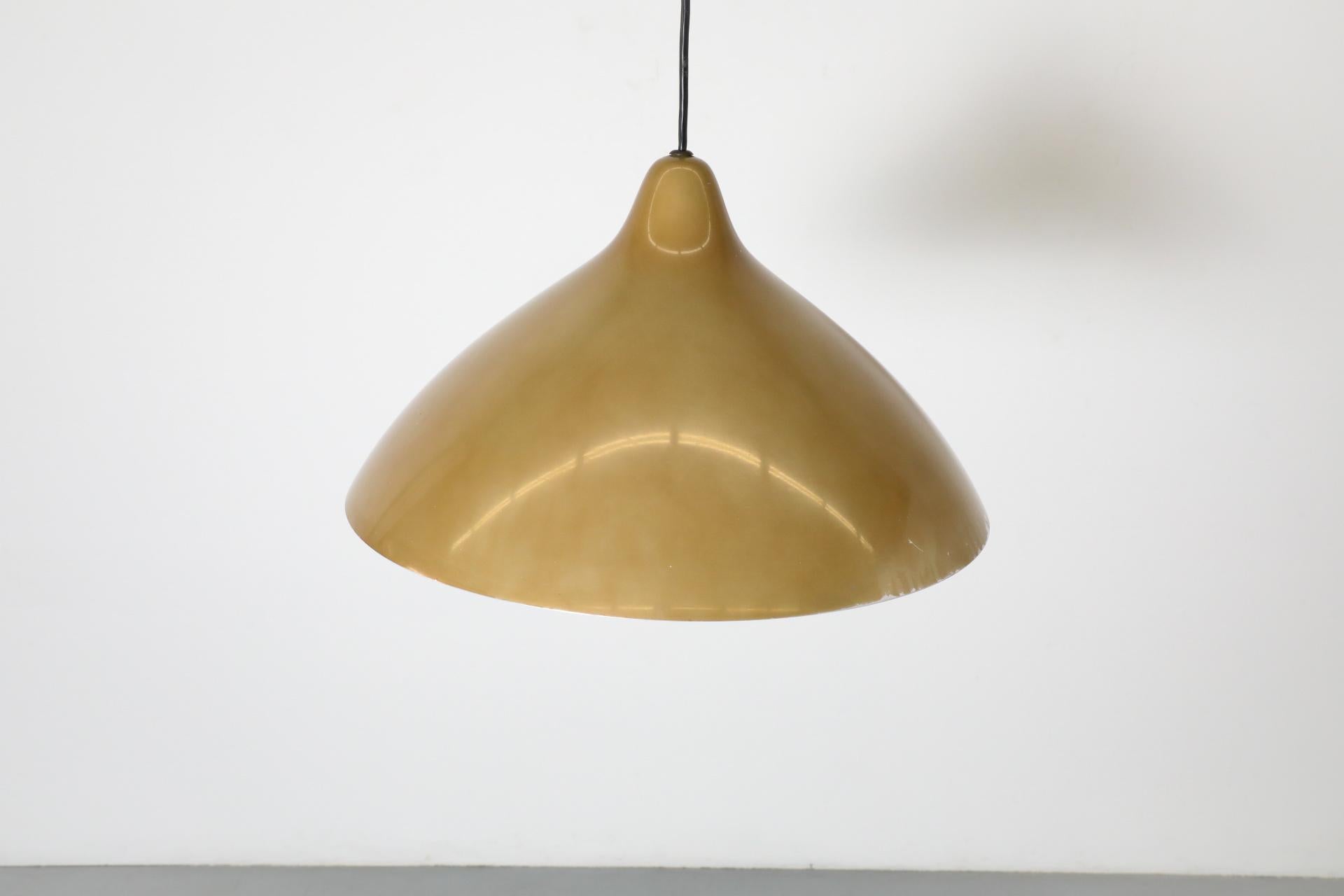 Lampada a sospensione in alluminio filato anni '60 Lisa Johansson-Pape Brassy in vendita 4