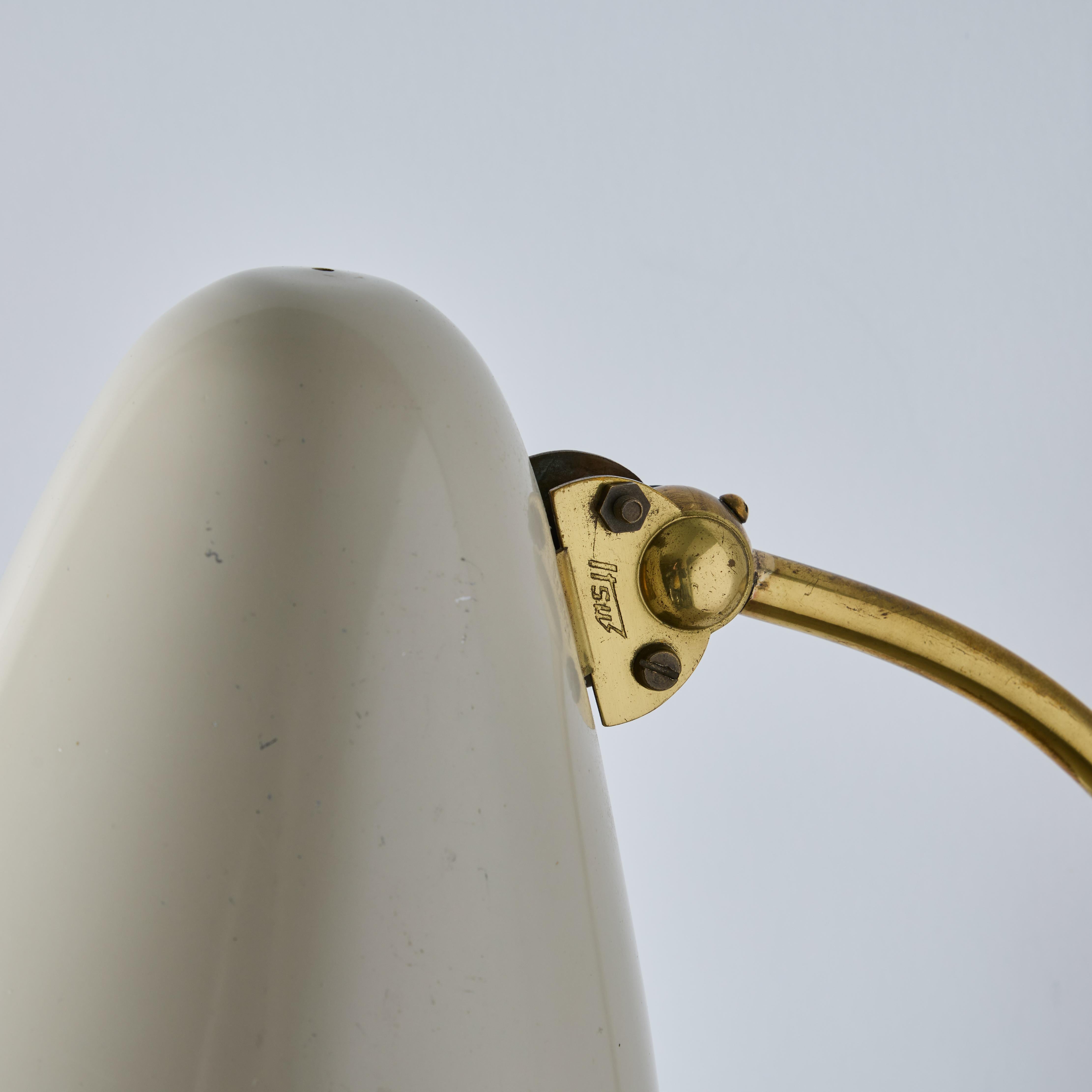 1960er Lisa Johansson-Pape Weiße Plug-in-Wandleuchte für Itsu im Angebot 11