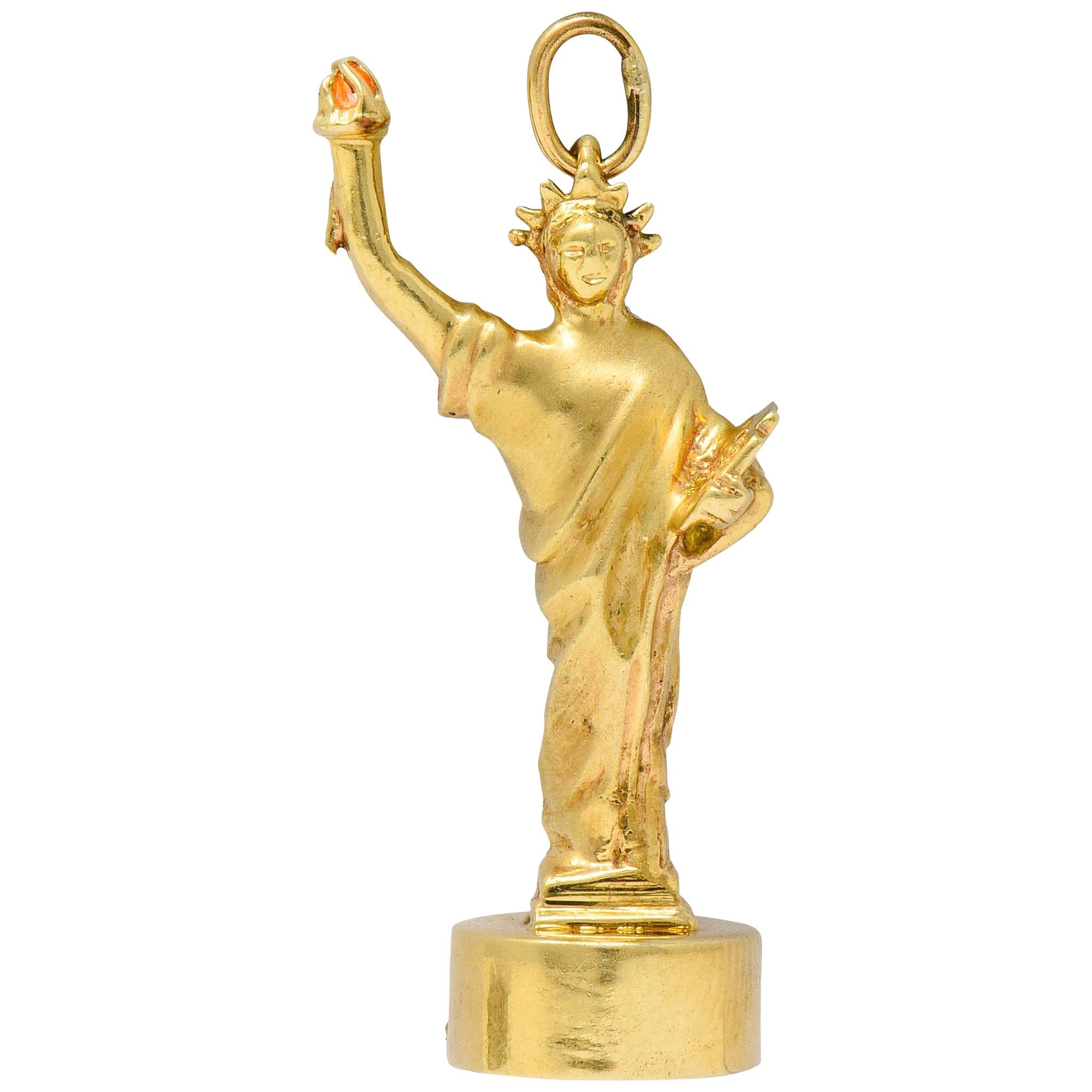 1960s Litacharm Inc. Vintage 14 Karat Gold Statue of Liberty Pendant Charm