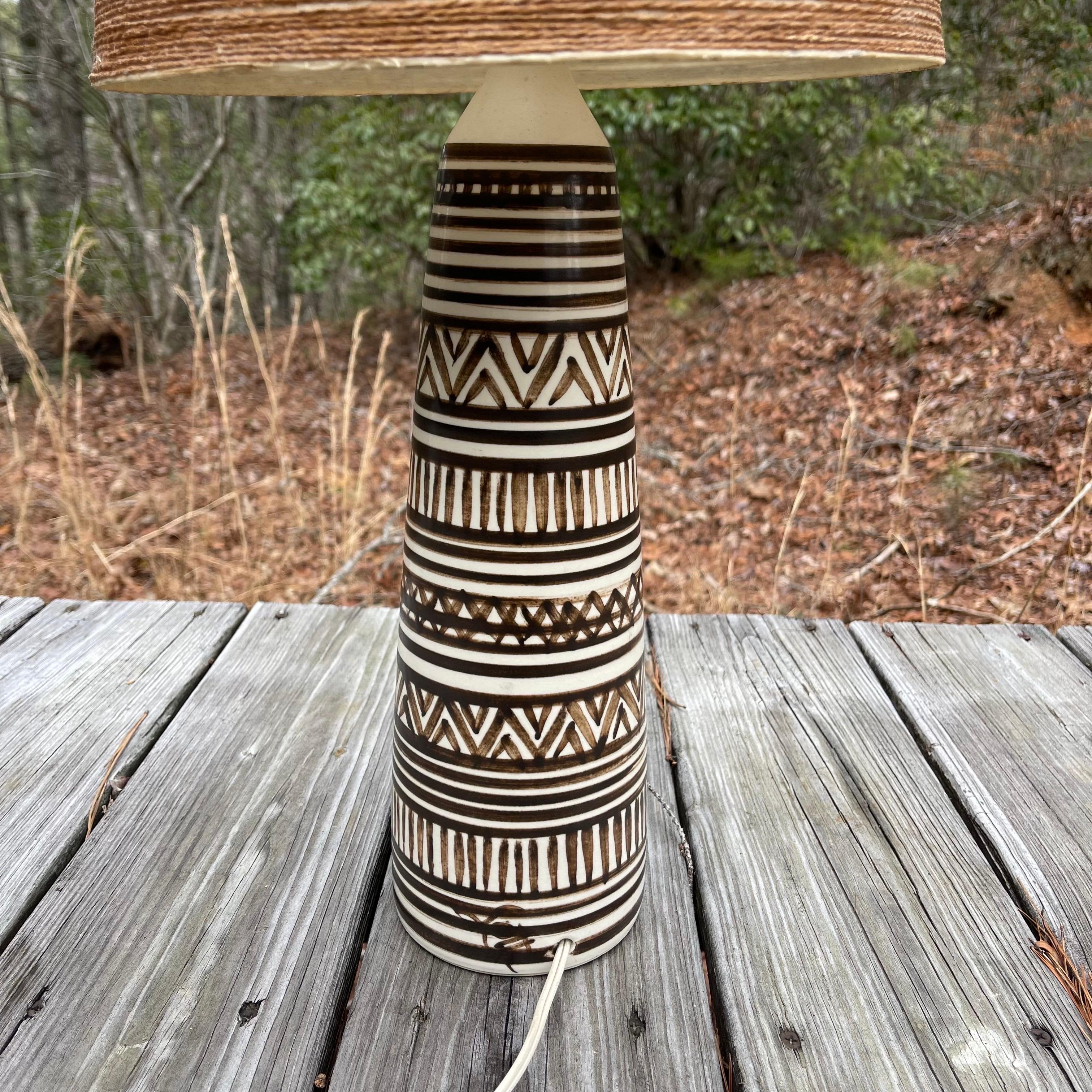Mid-20th Century 1960s Lotte Bostlund Tribal Ceramic Table Lamp, Original Fiberglass Shade  For Sale