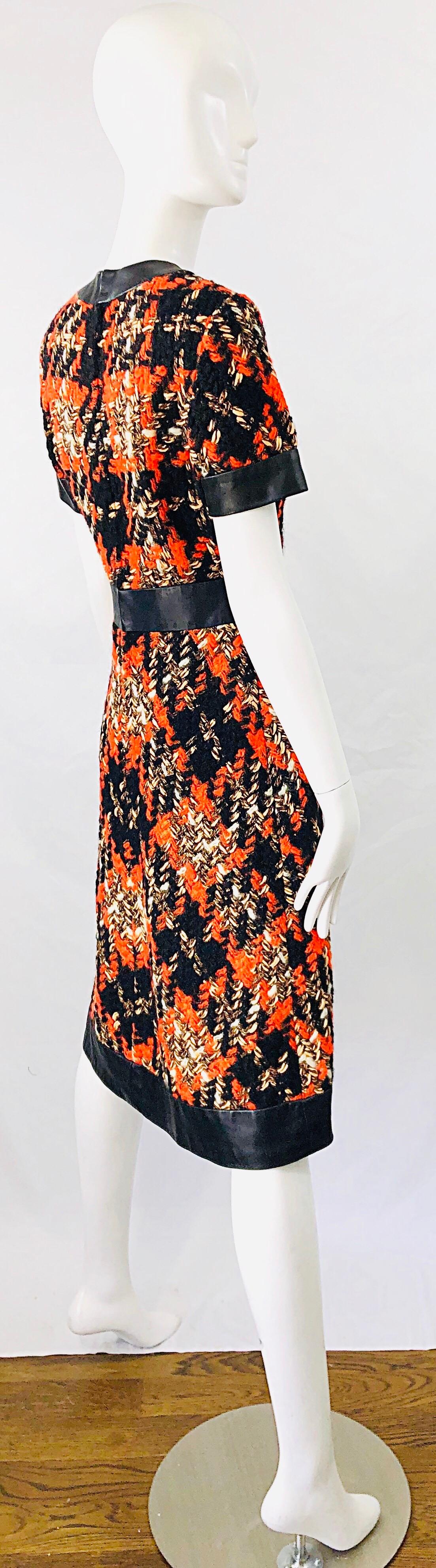 Robe A - Line Louis Feraud Haute Couture des années 1960 Boucle Laine + Cuir Orange des années 60 Excellent état - En vente à San Diego, CA