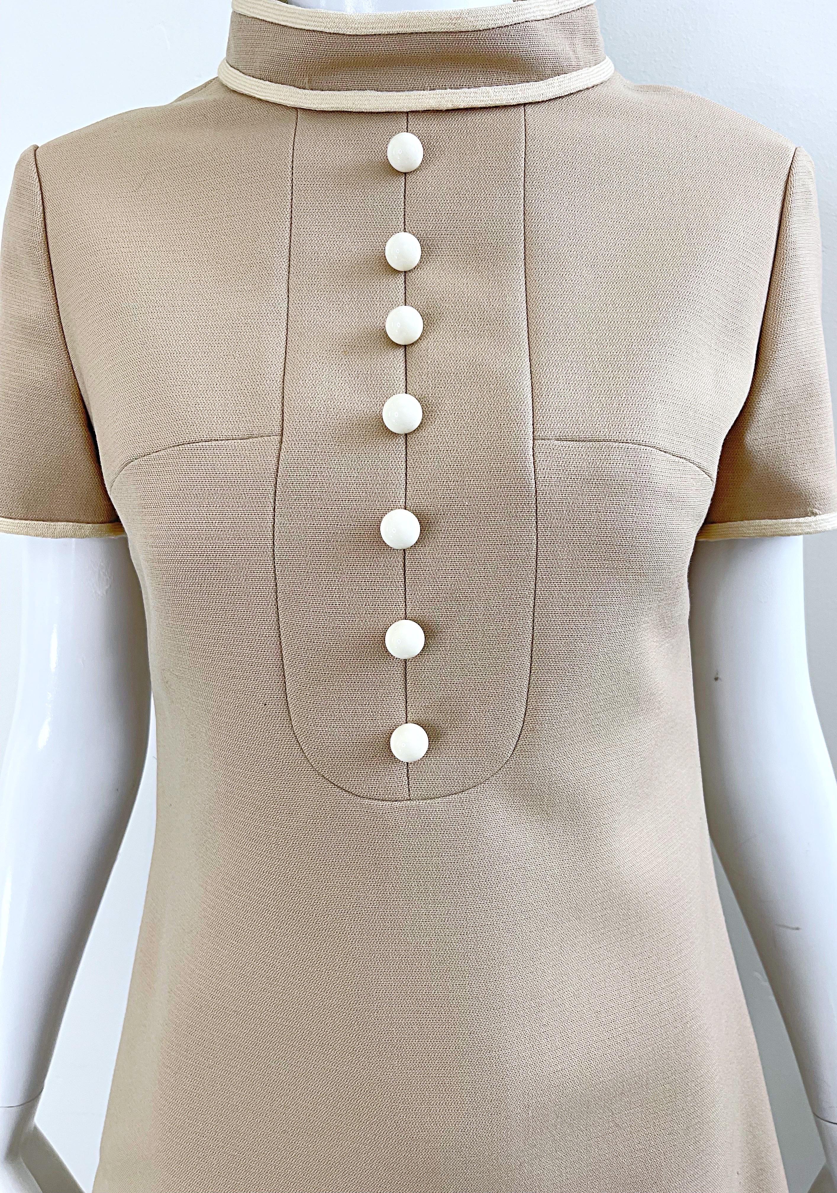 Women's 1960s Louis Feraud Khaki Tan Space Age Wool Short Sleeve Vintage A Line Dress For Sale
