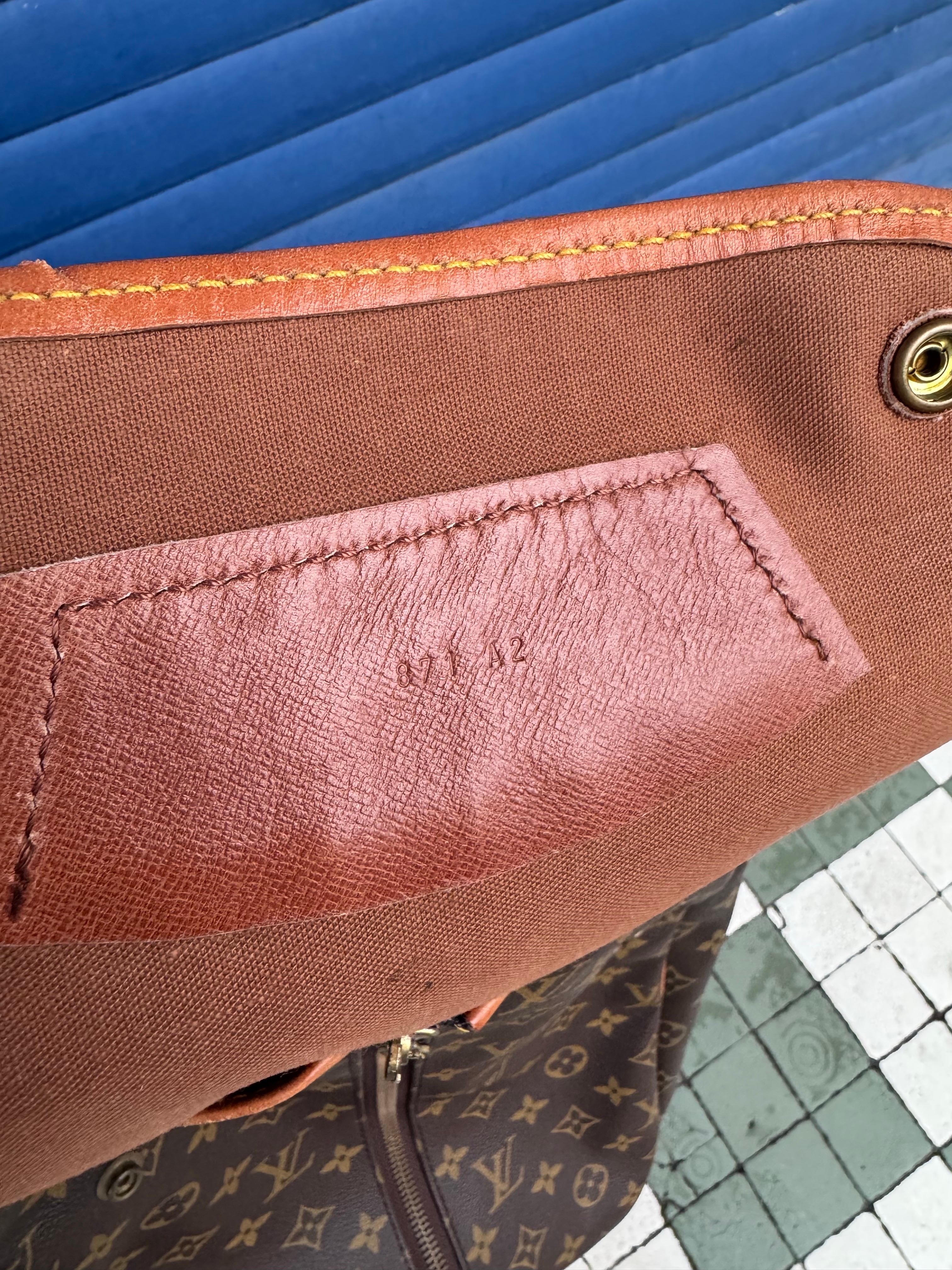 Louis Vuitton Golftasche aus den 1960er Jahren im Angebot 5